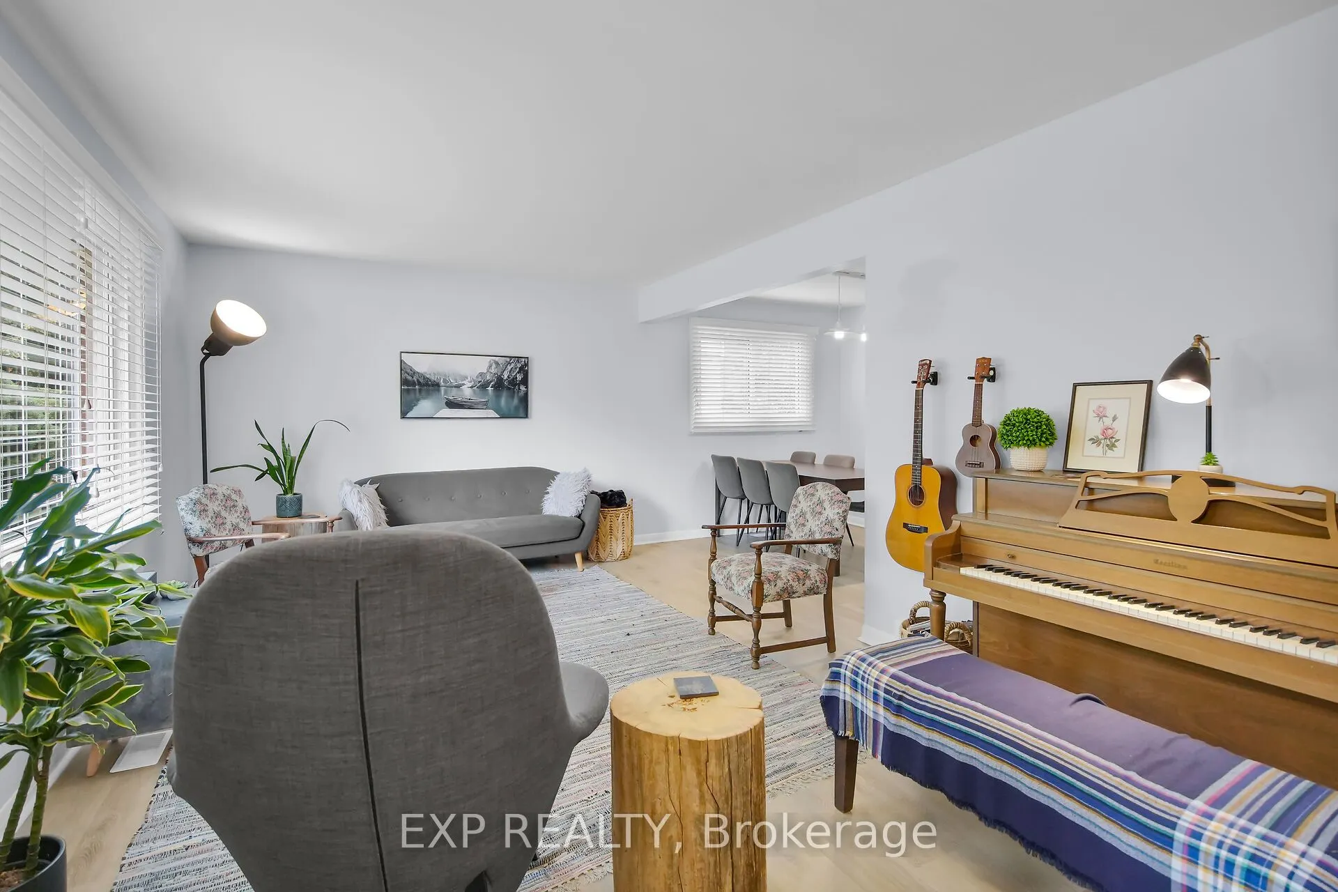 61 Larkspur Crescent