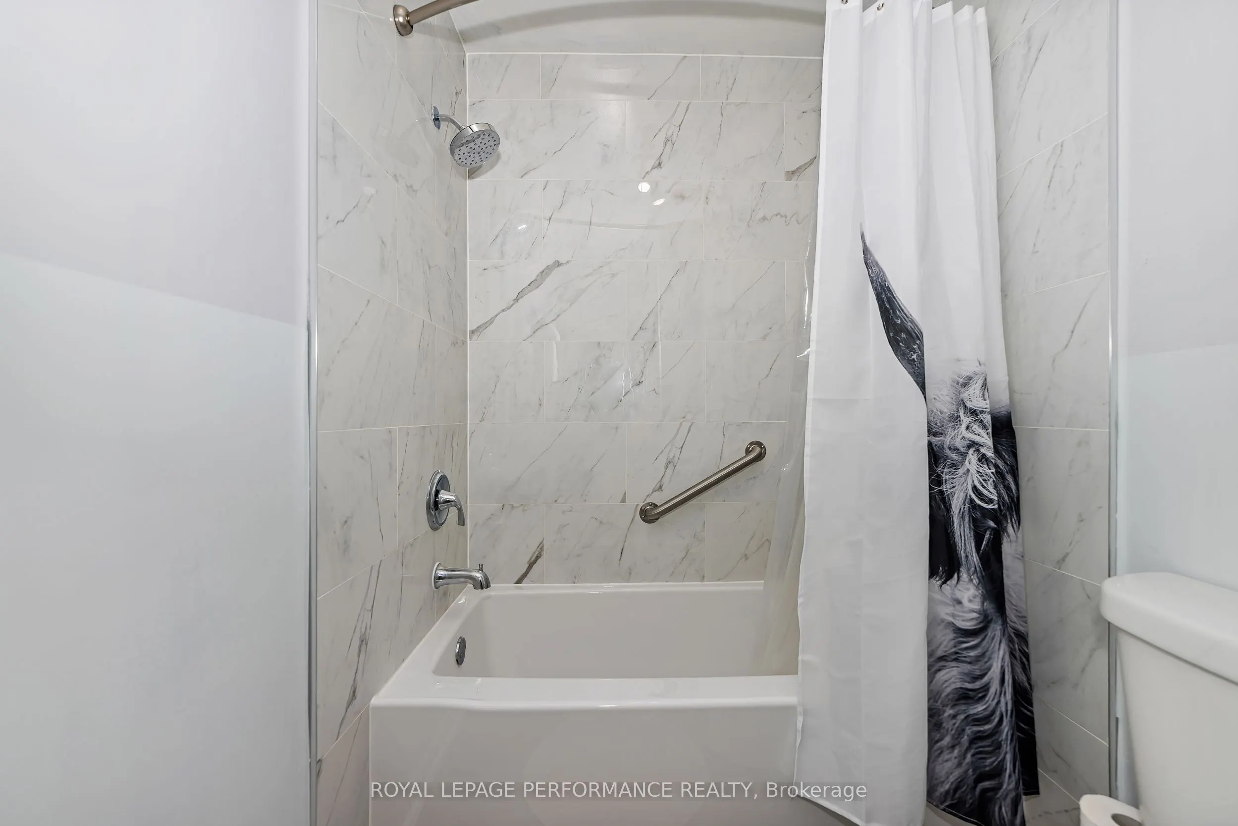 302 Salter Crescent, #133