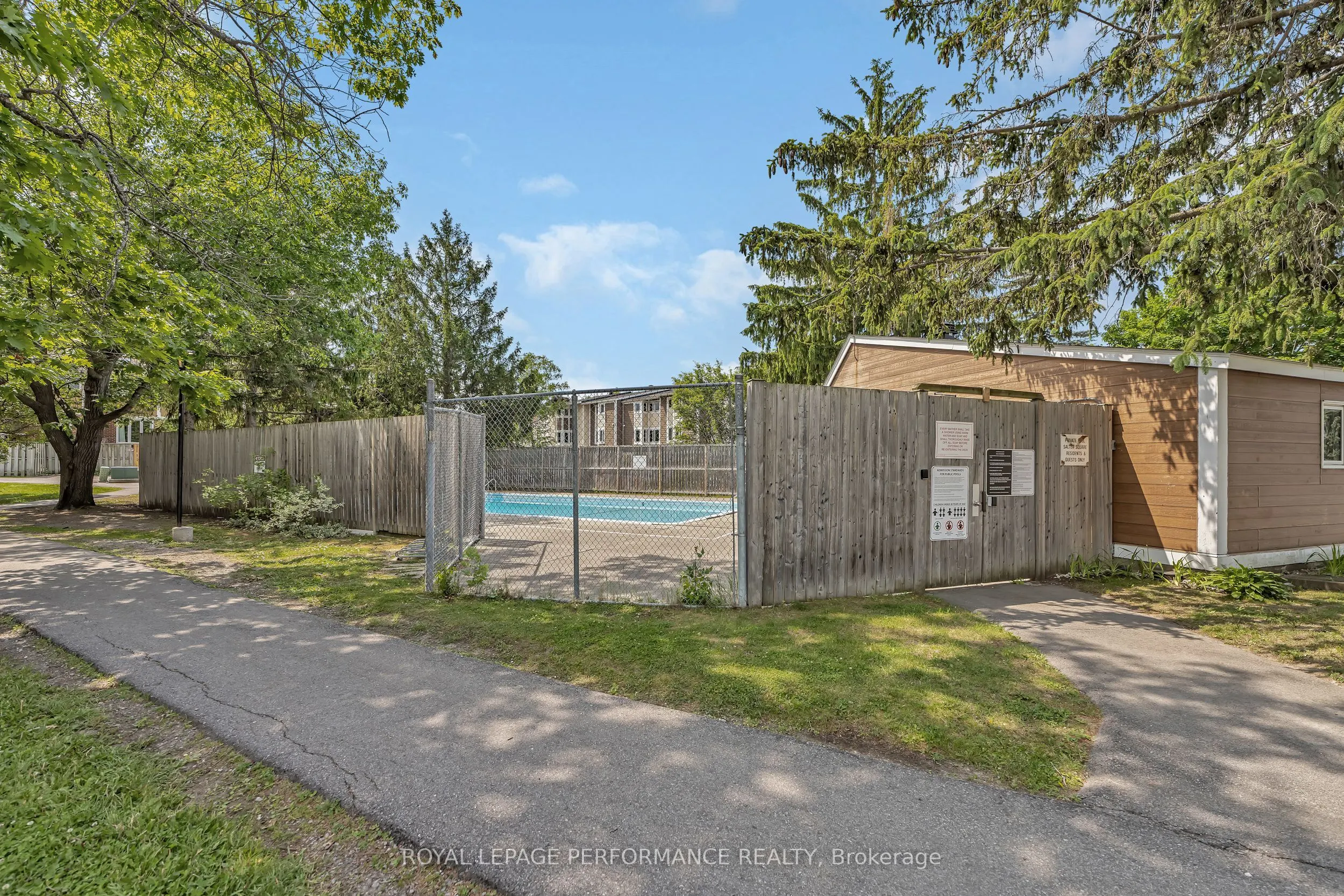 302 Salter Crescent, #133