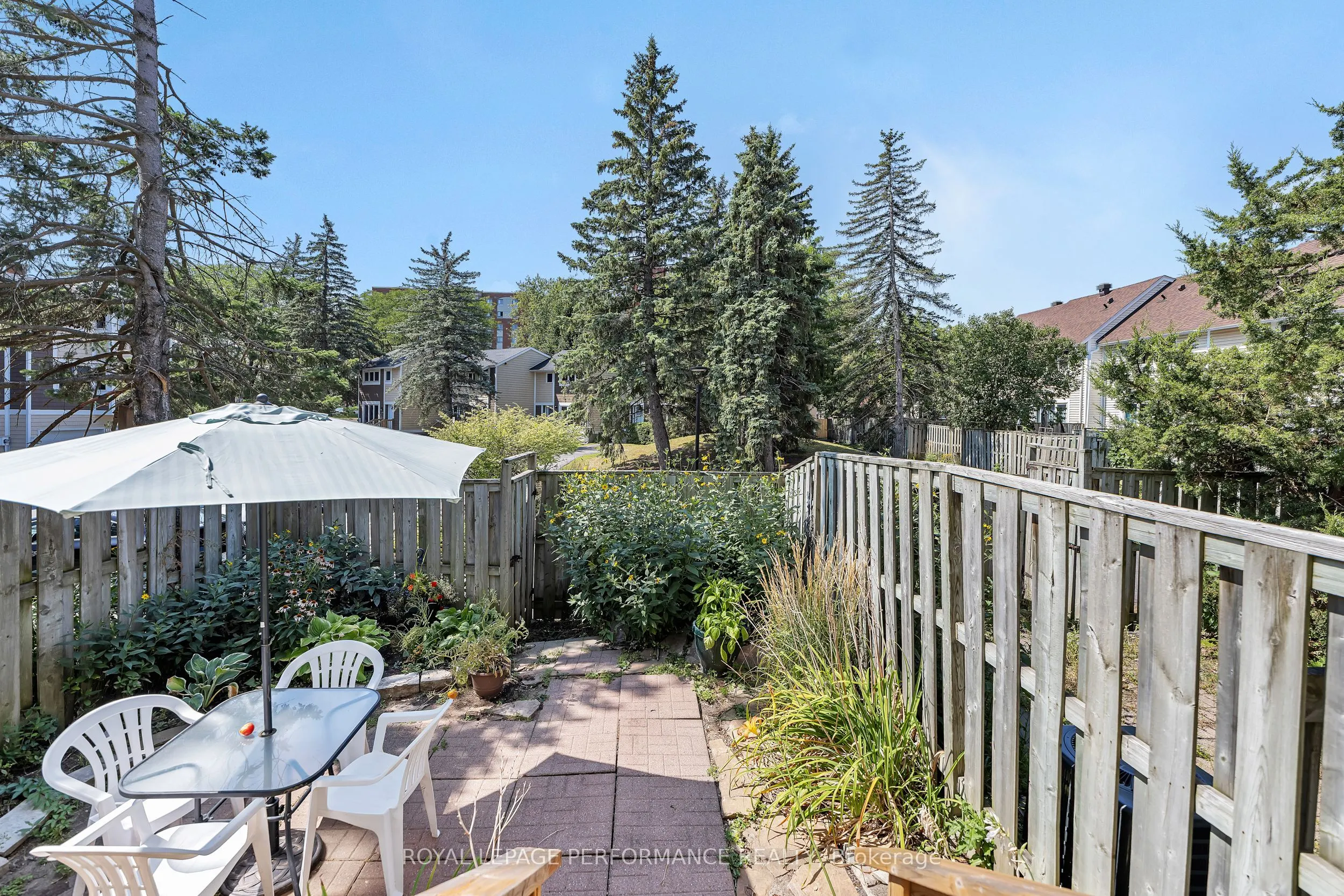 302 Salter Crescent, #133