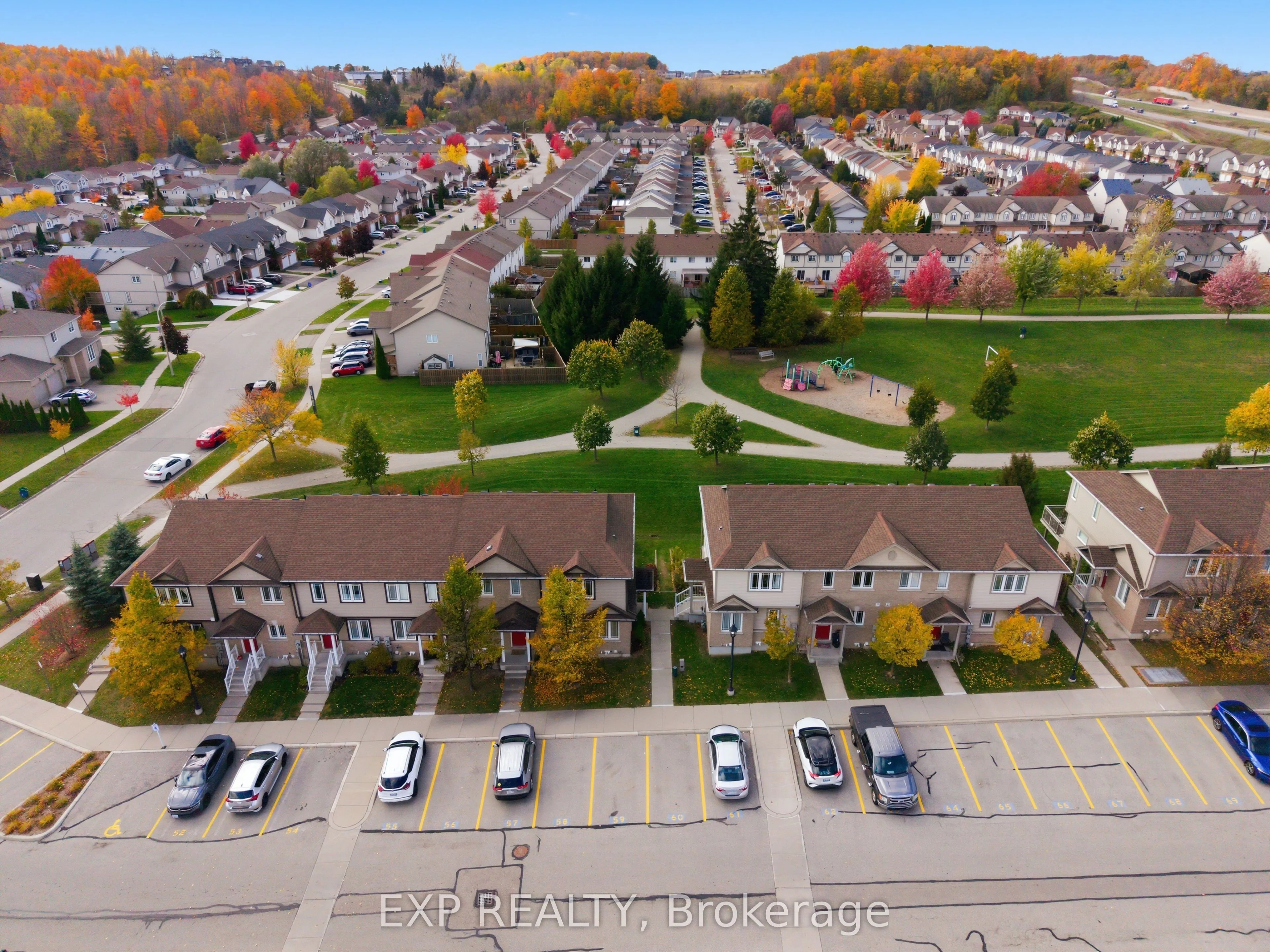 10 Foxglove Crescent, #6