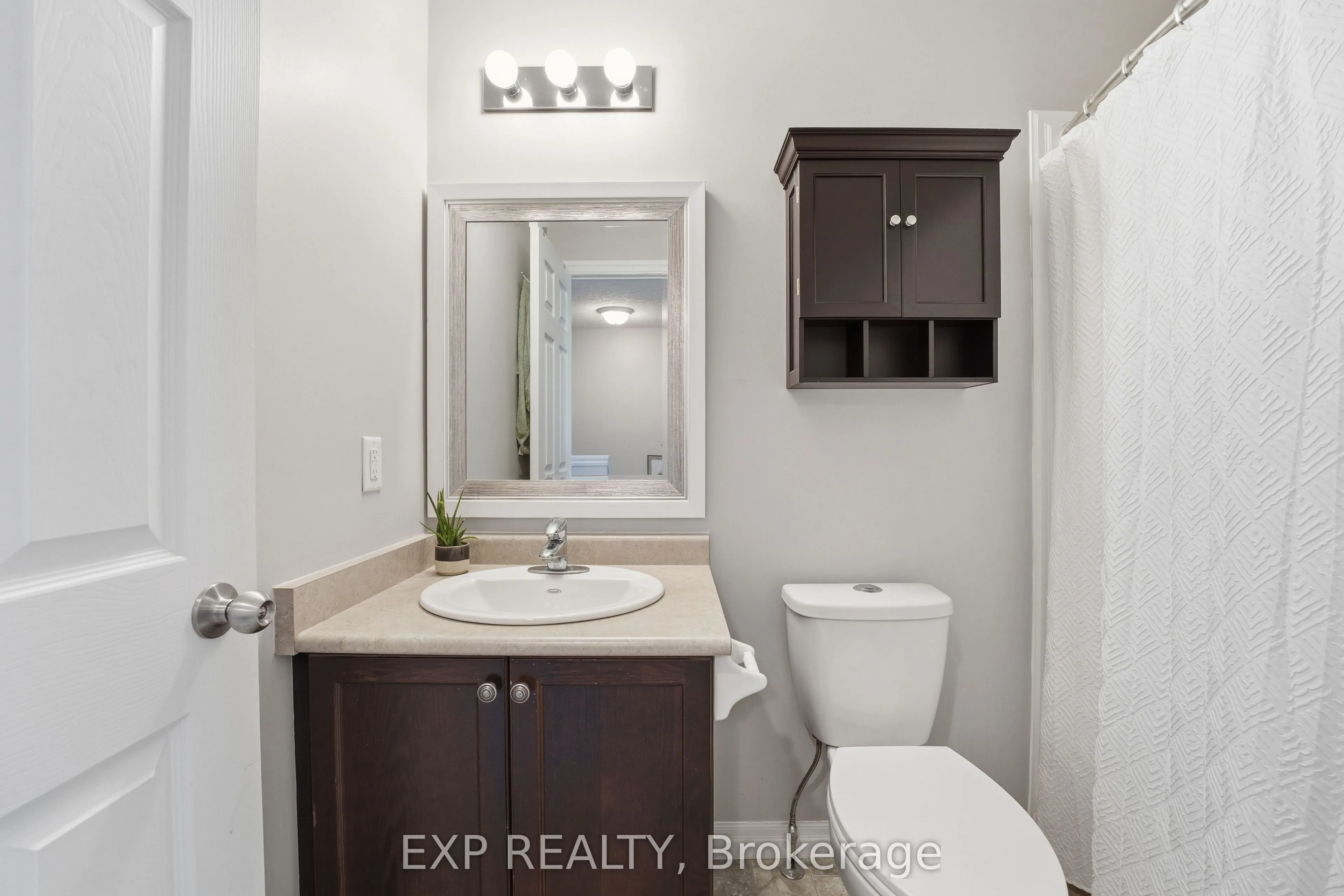 10 Foxglove Crescent, #6