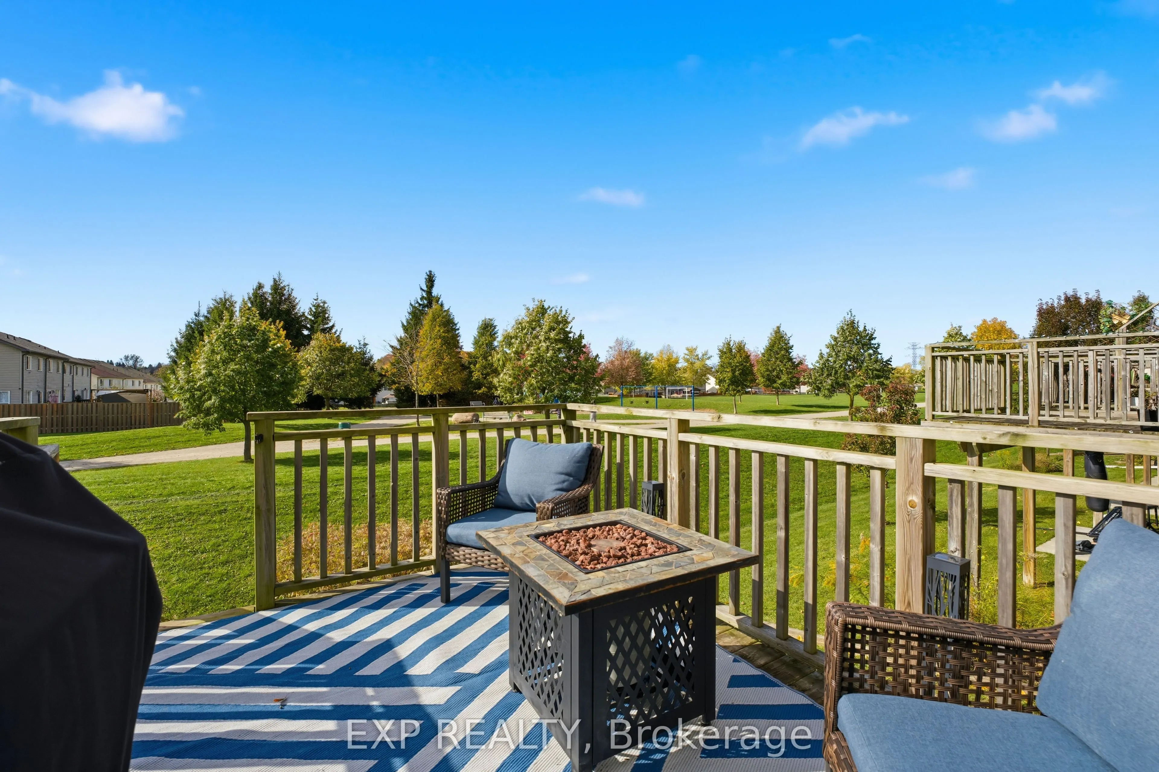 10 Foxglove Crescent, #6