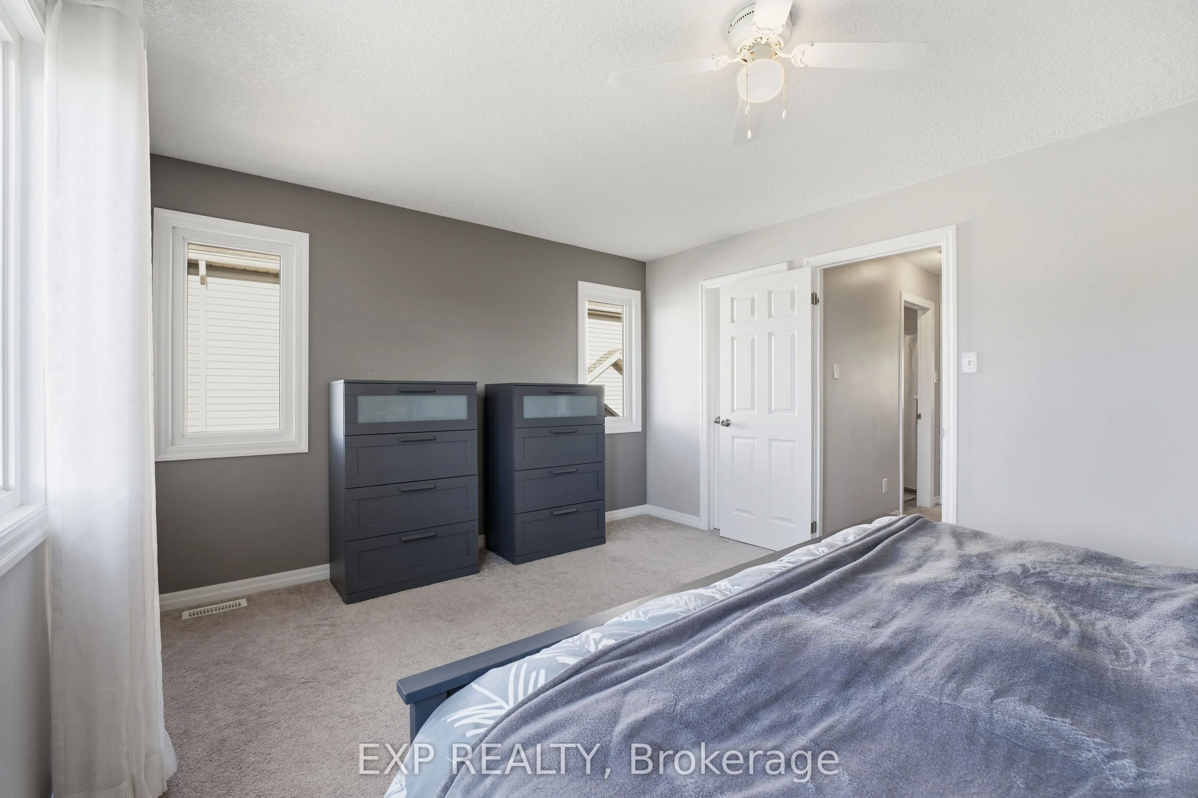 10 Foxglove Crescent, #6