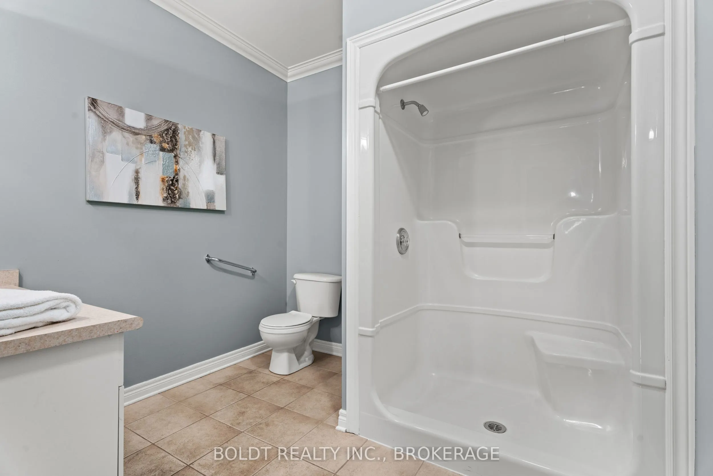 8 Willowlanding Court