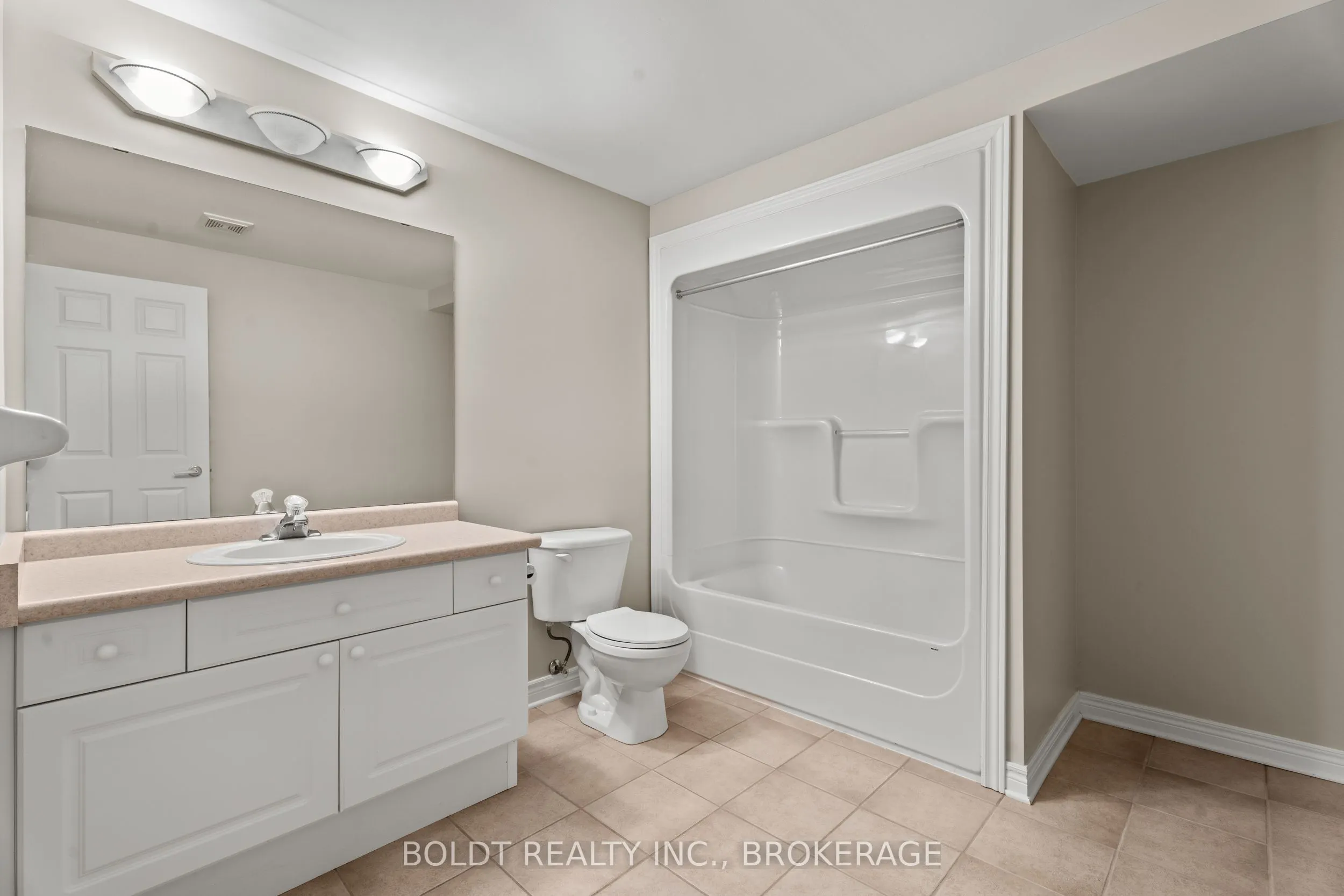 8 Willowlanding Court