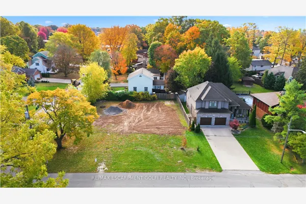 7816B Rysdale Street, #-