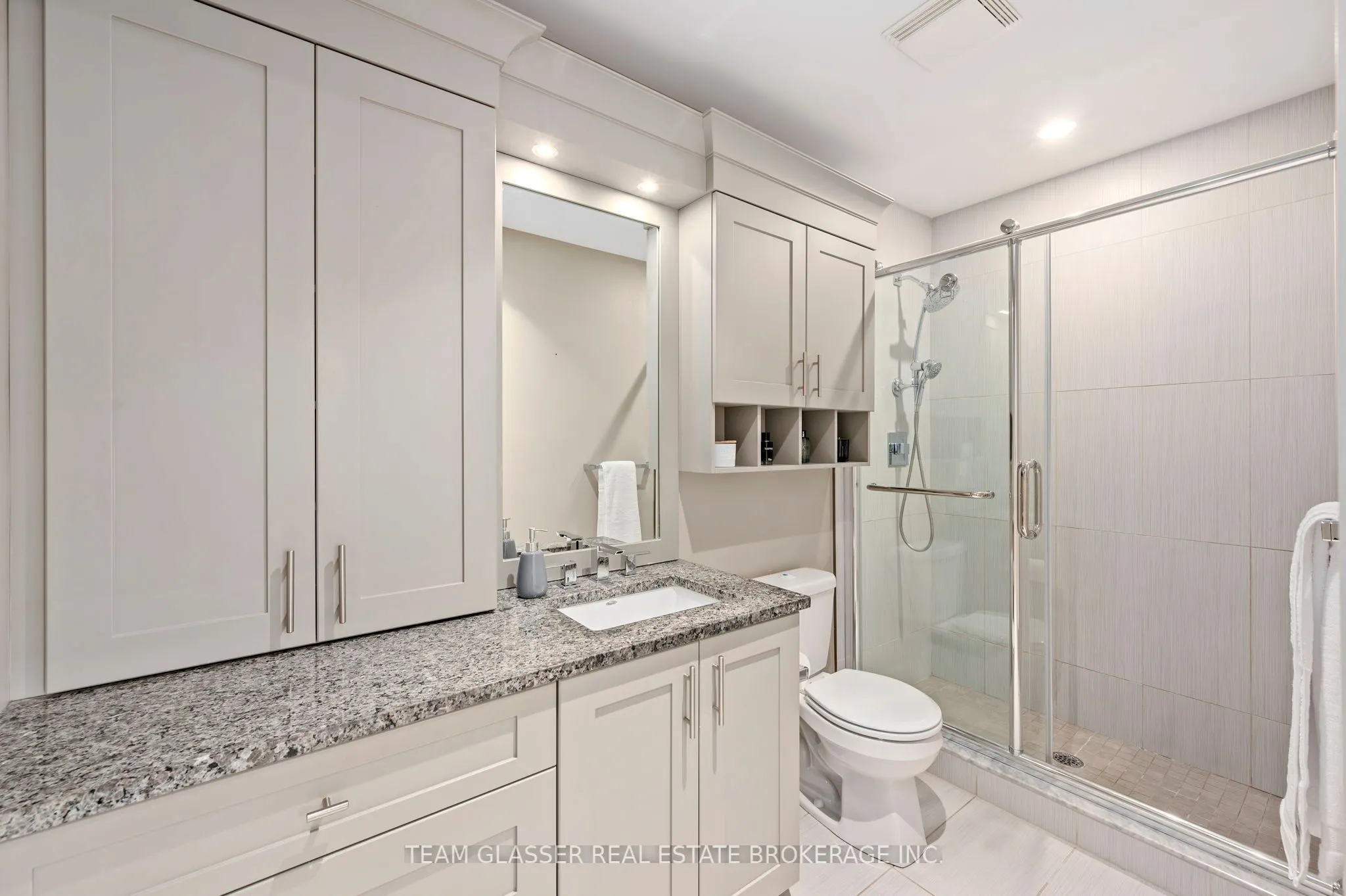 320 Sugarcreek Trail, #414