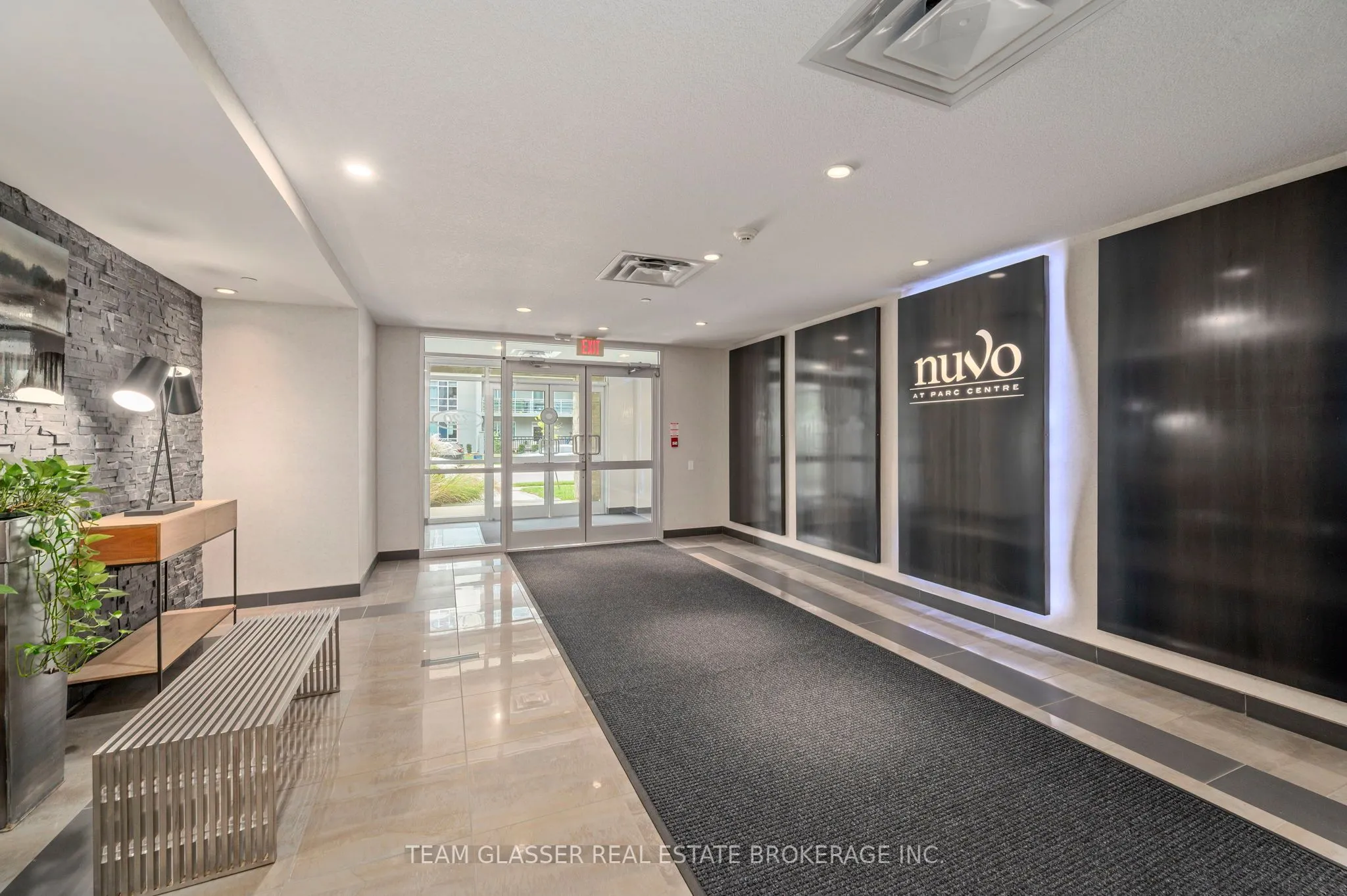 320 Sugarcreek Trail, #414