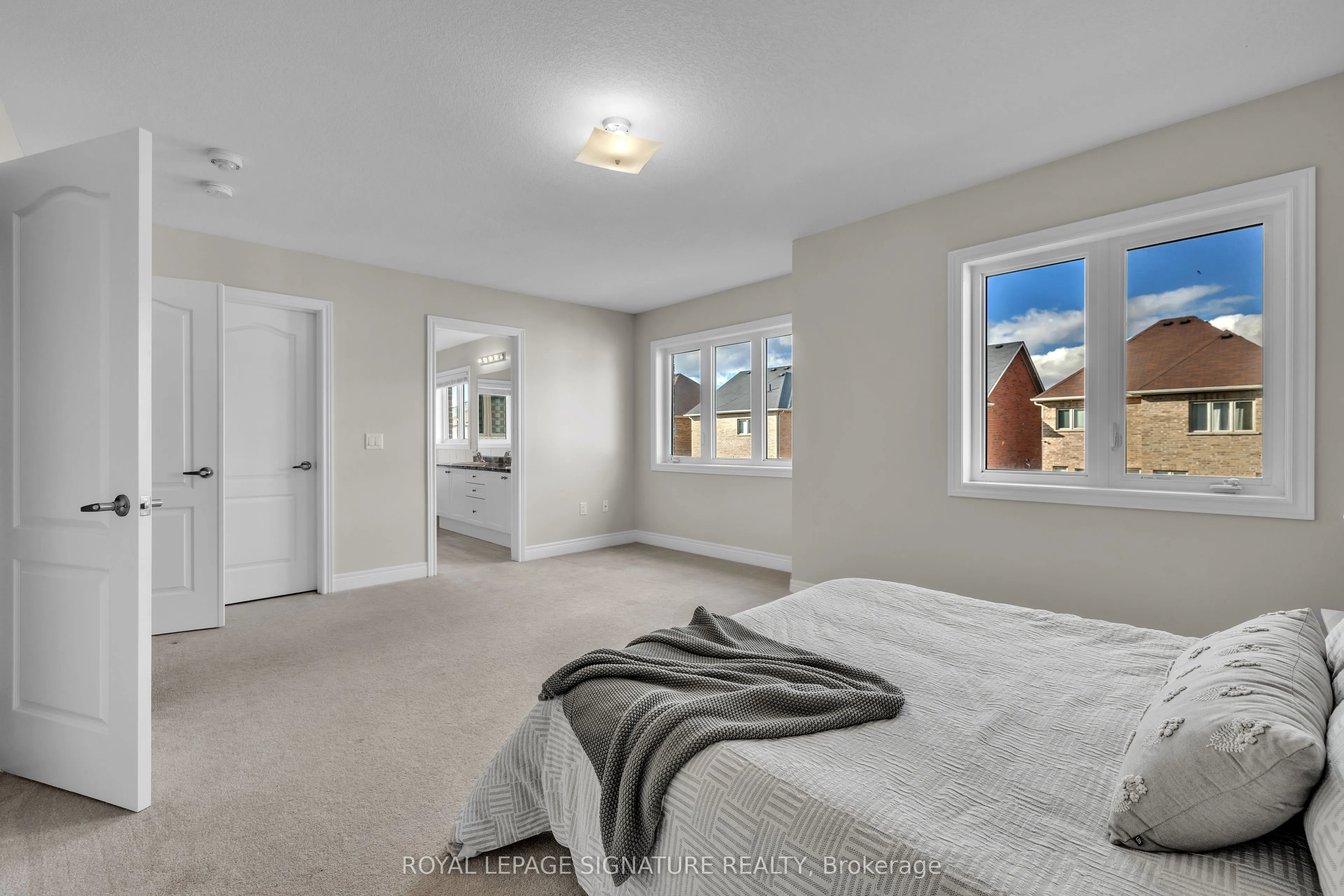 1089 Upper Thames Drive