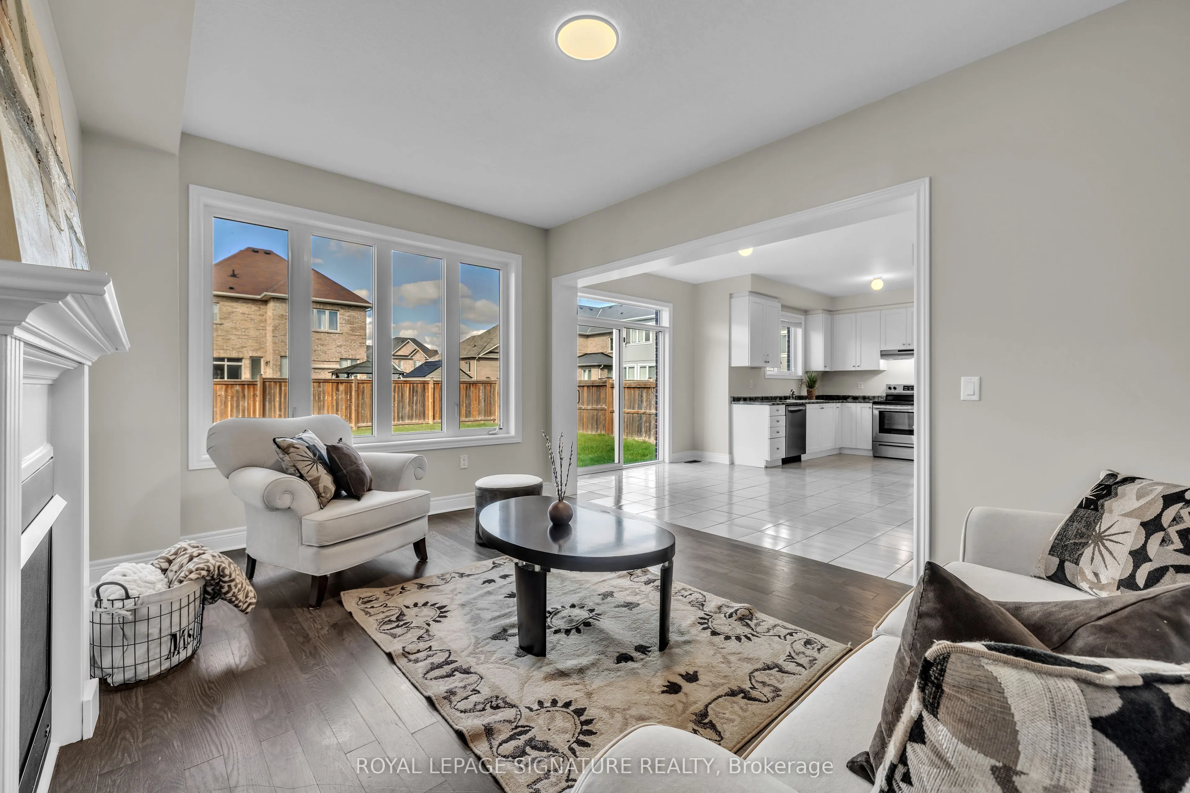 1089 Upper Thames Drive