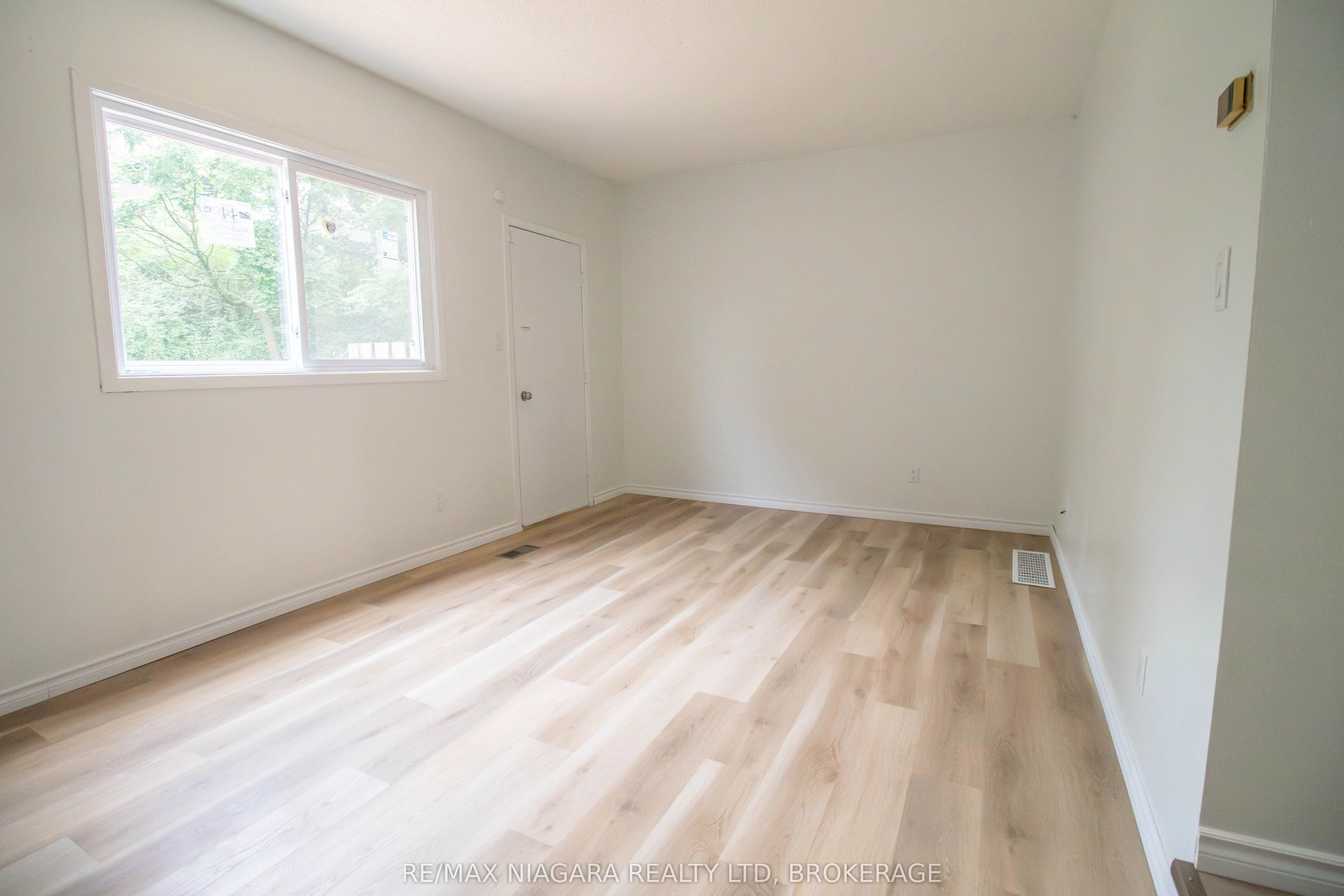 195 Denistoun Street, #225