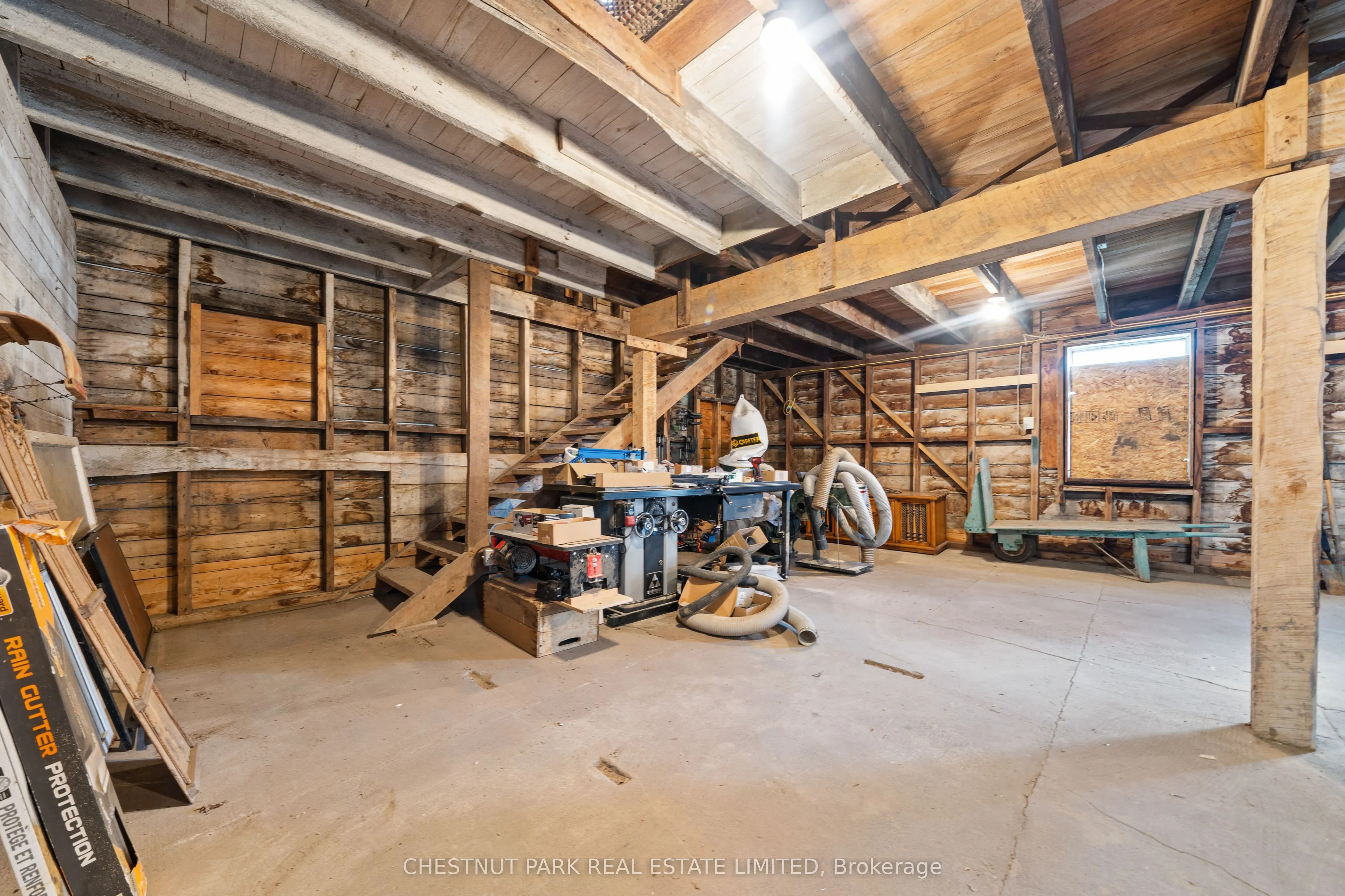 385 Bloomfield Main Street