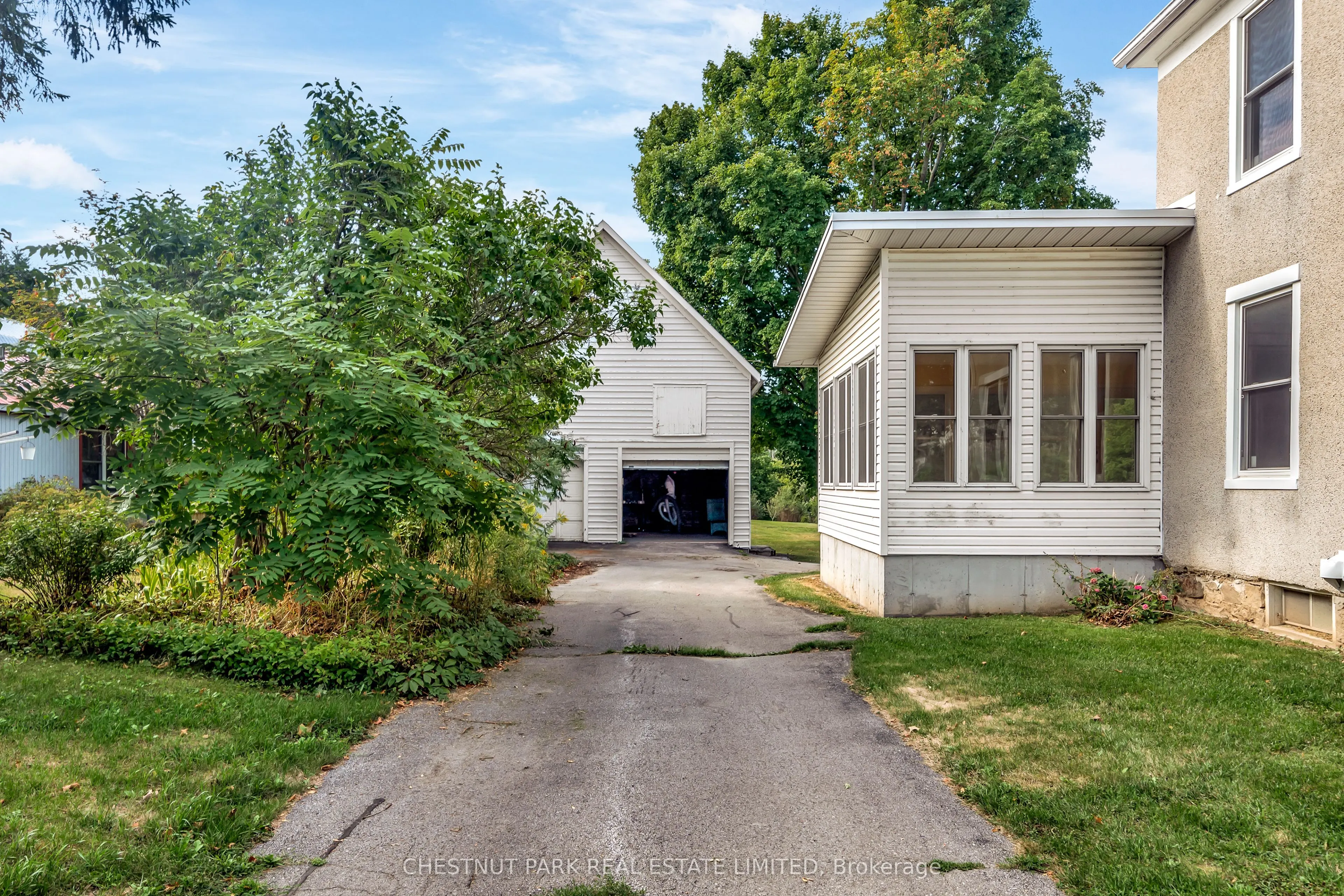 385 Bloomfield Main Street