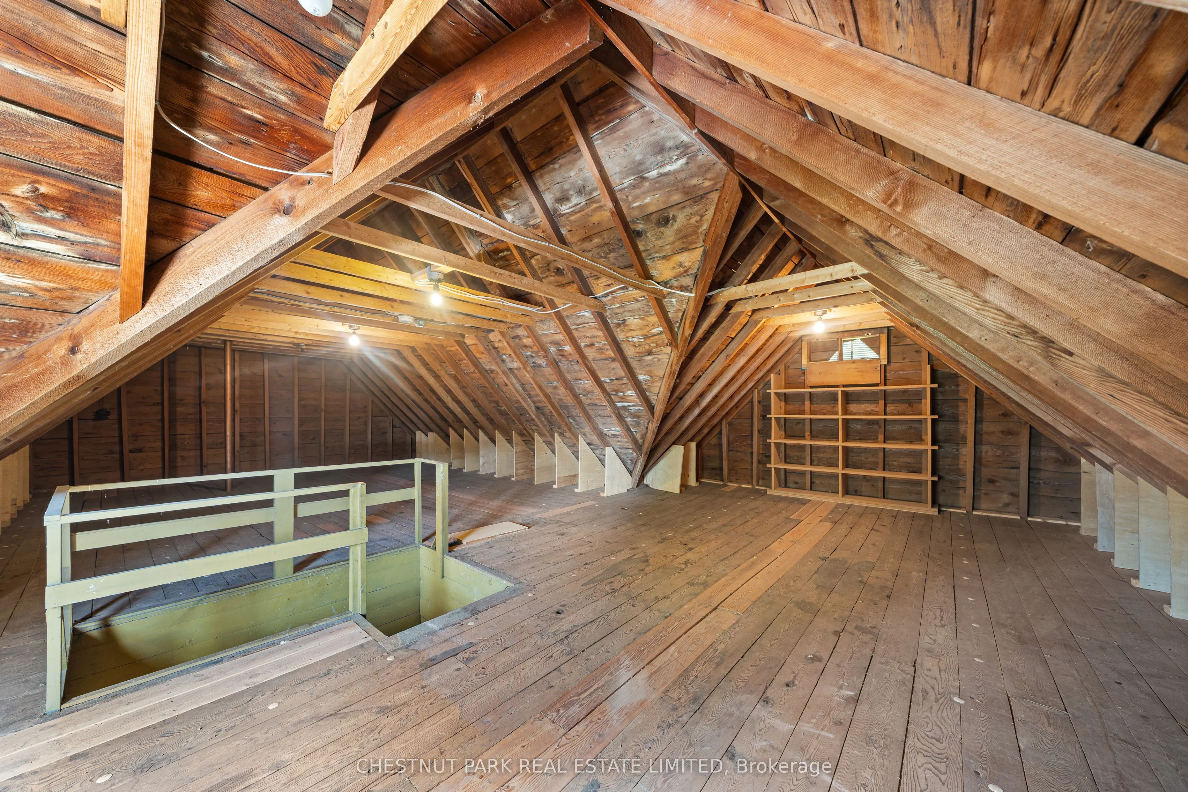 385 Bloomfield Main Street