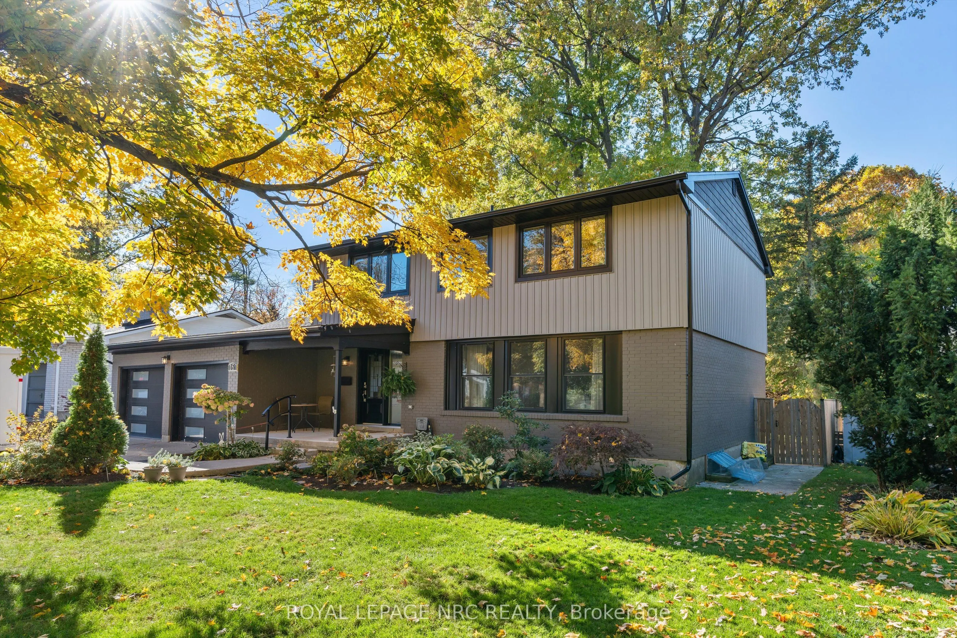 16 Briarfield Crescent