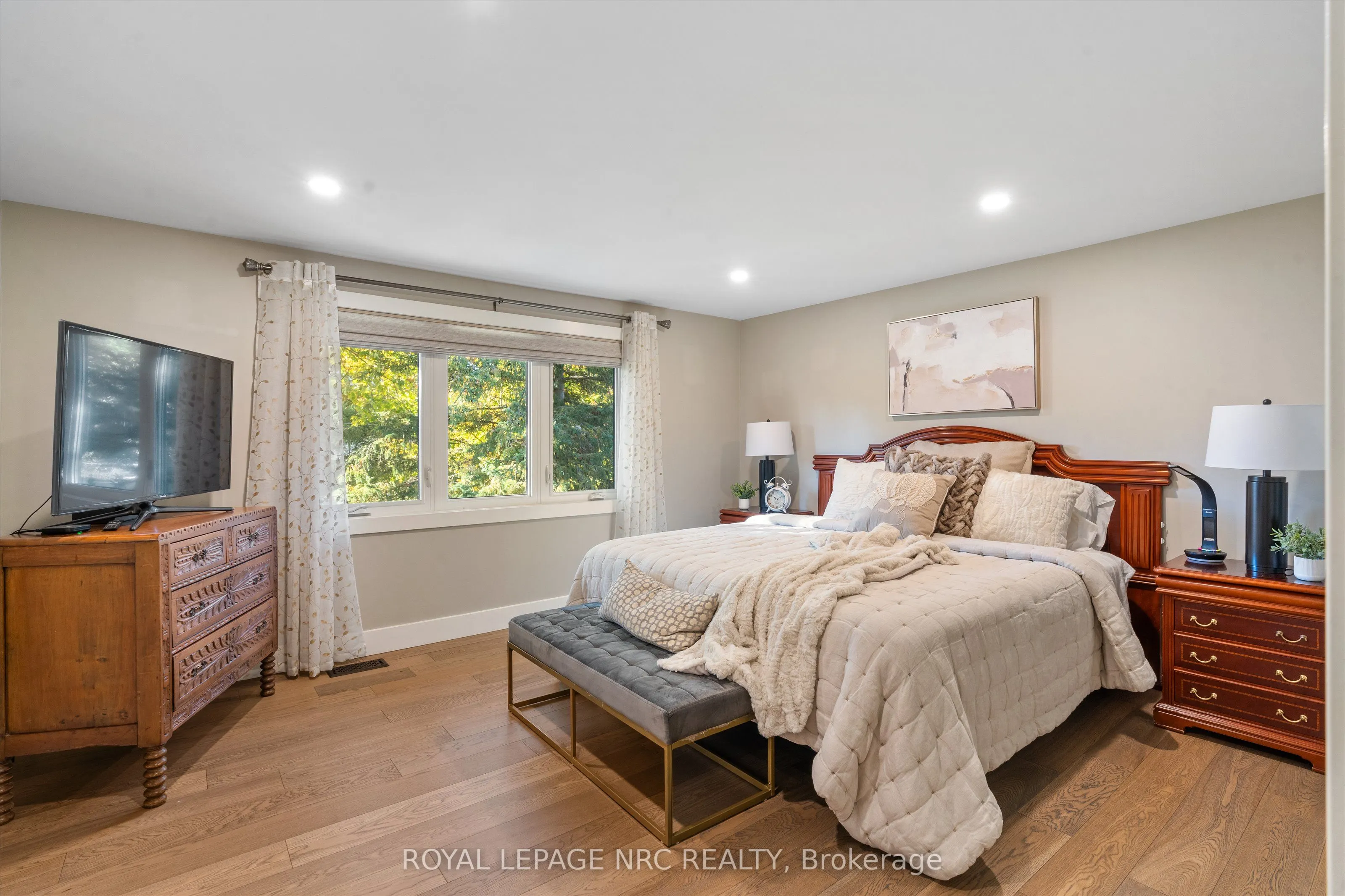 16 Briarfield Crescent