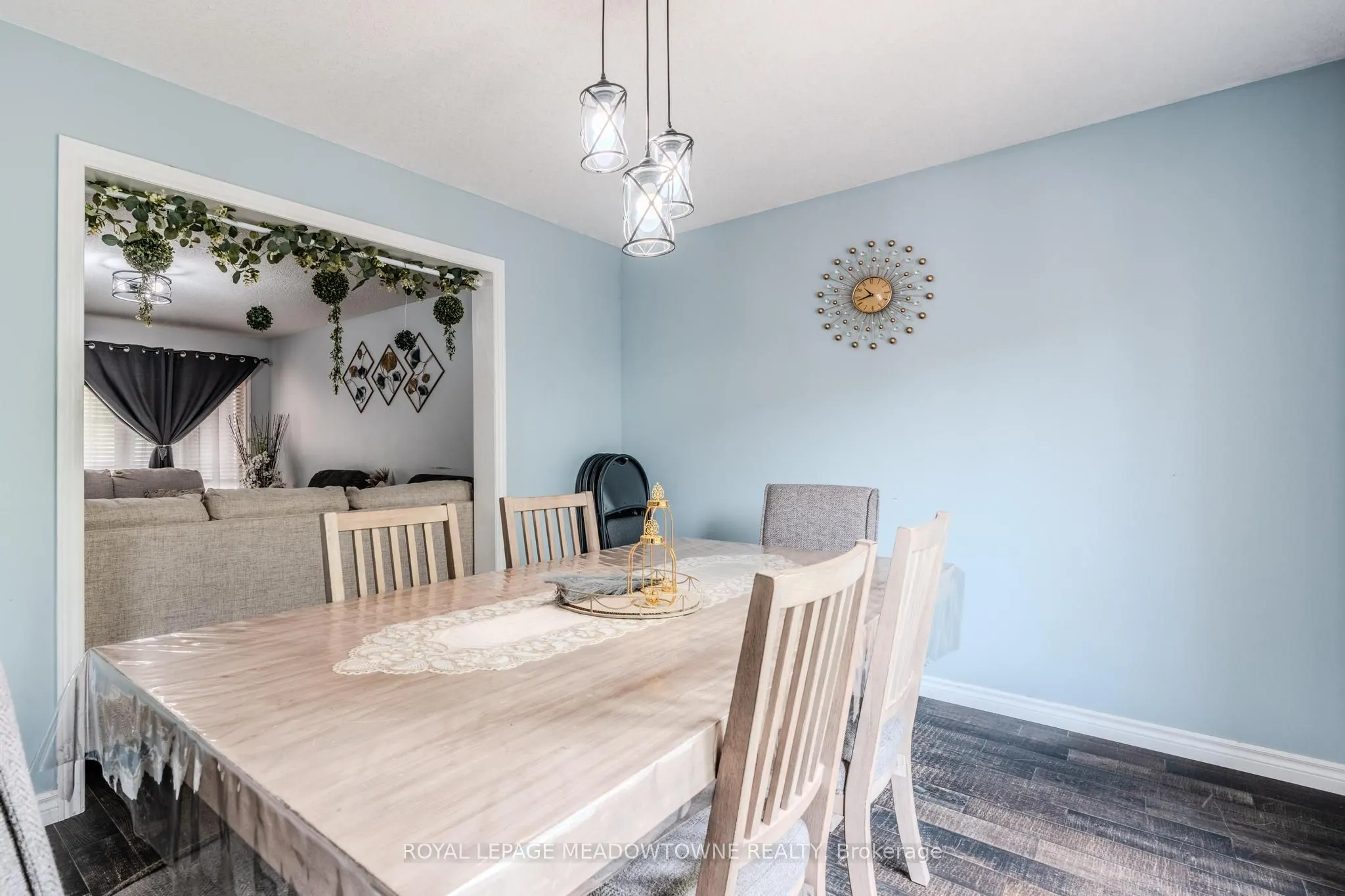 893 Bitterbush Crescent