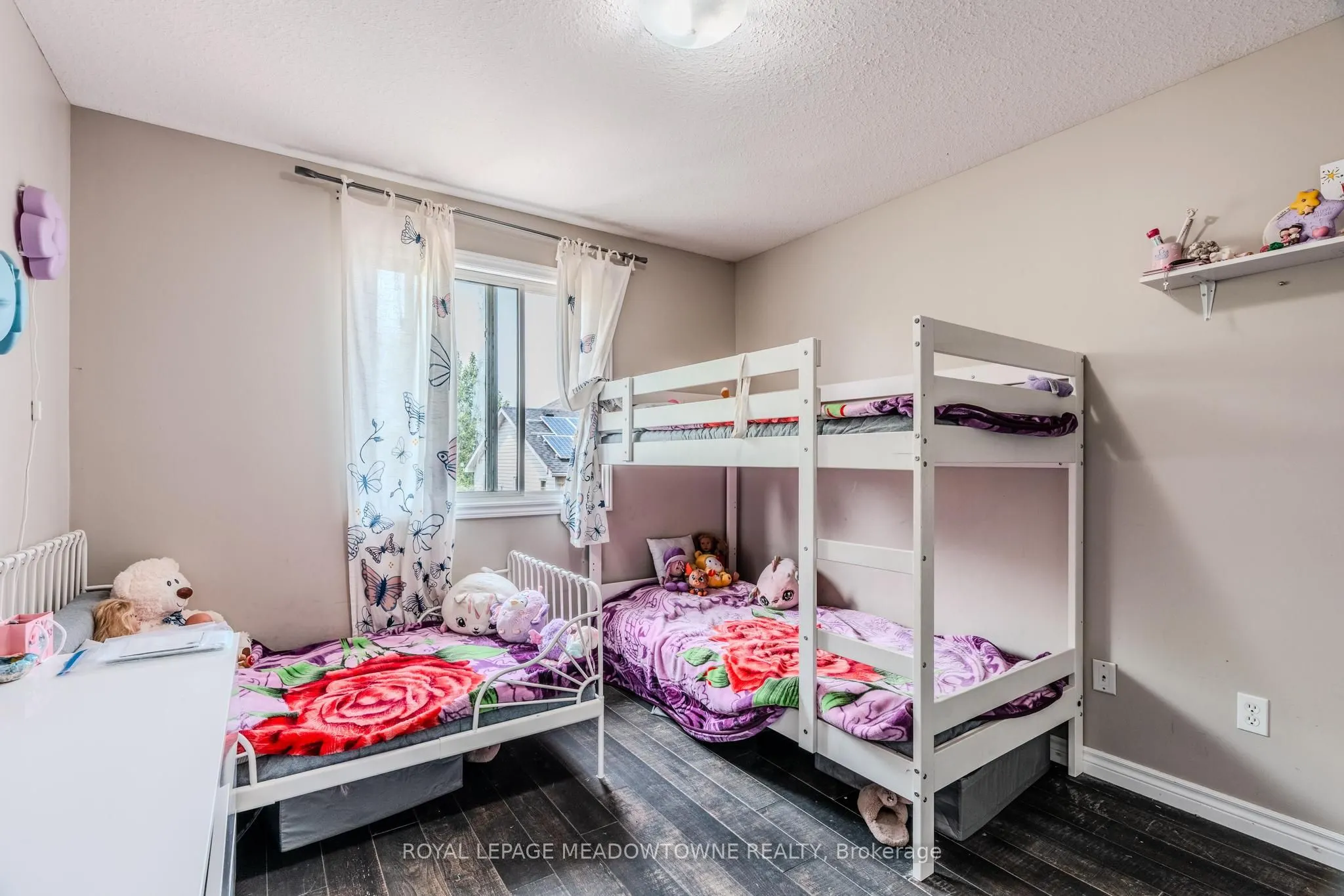 893 Bitterbush Crescent