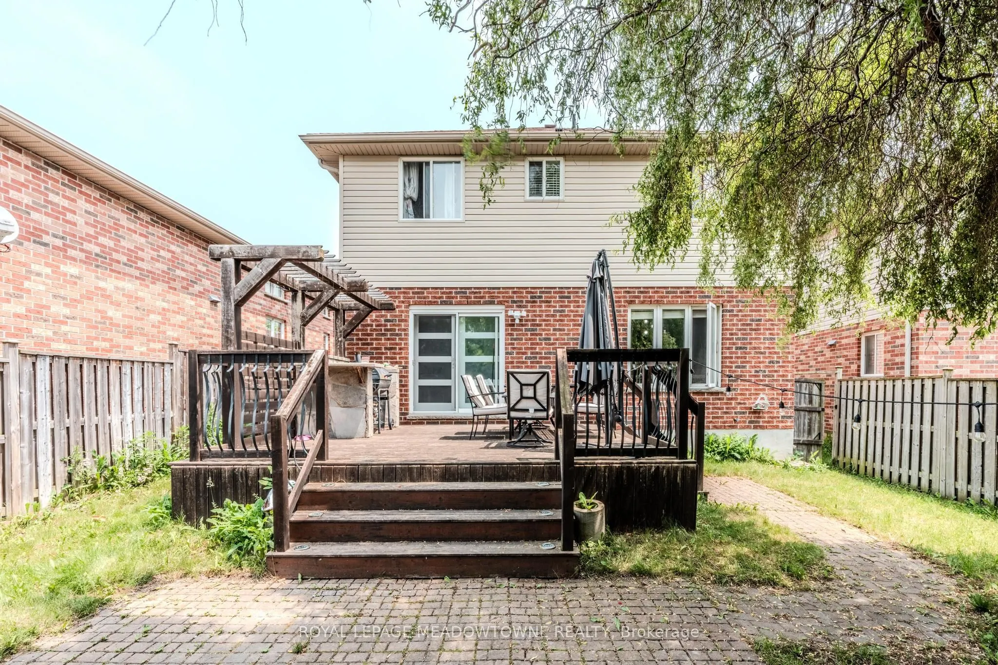 893 Bitterbush Crescent