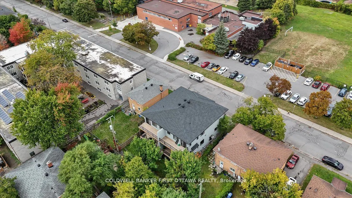 560 QUEEN MARY Street