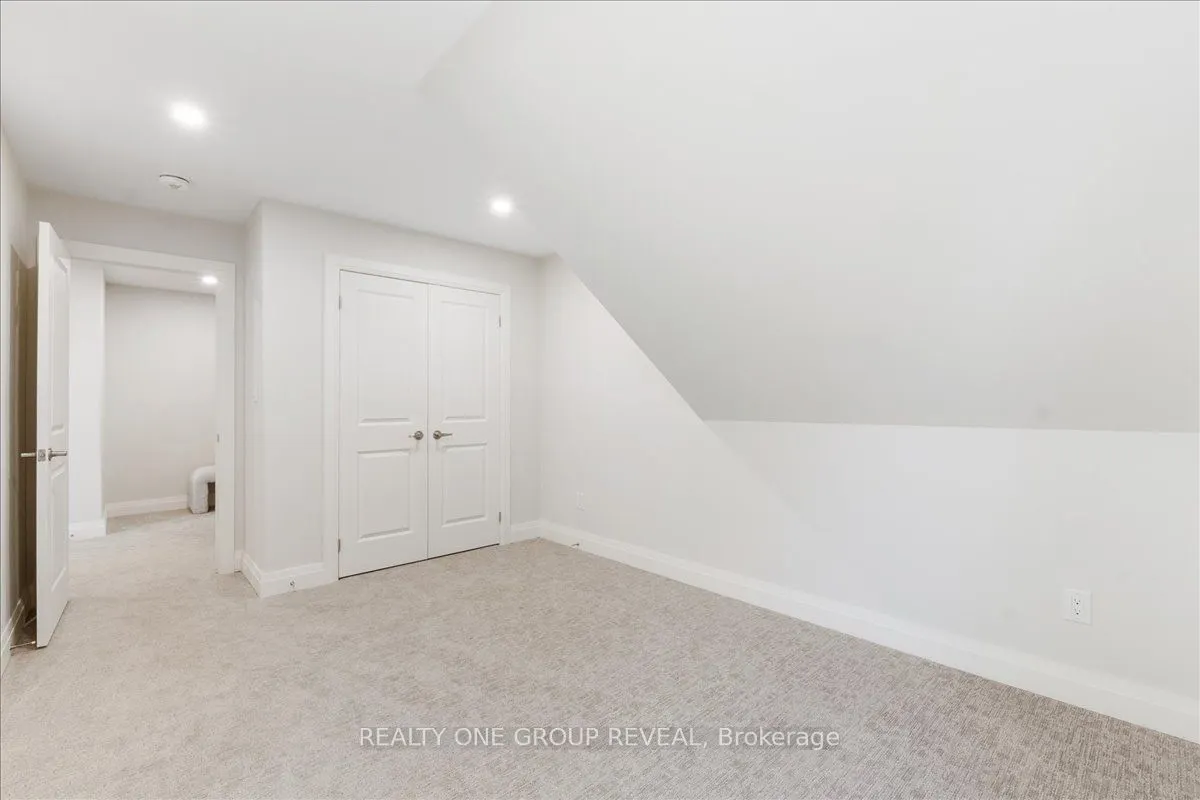 1054 Rippingale Trail