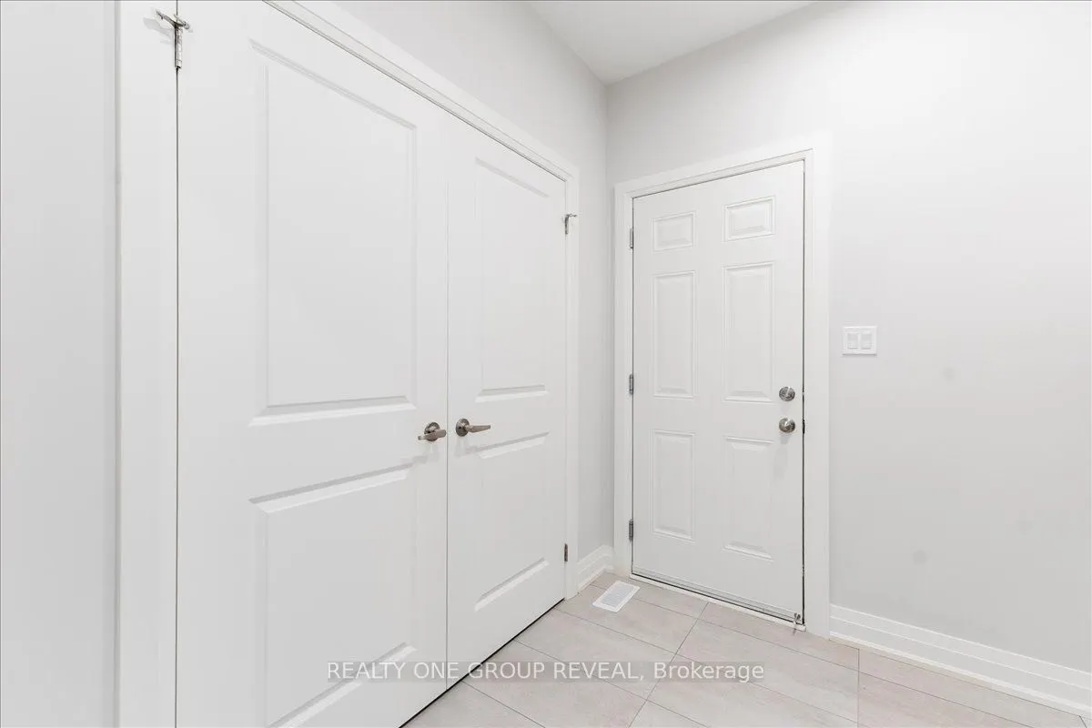 1054 Rippingale Trail