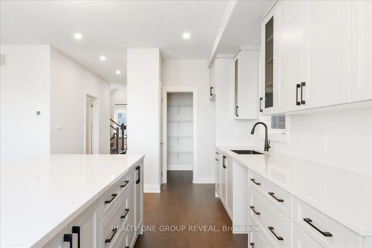 1054 Rippingale Trail