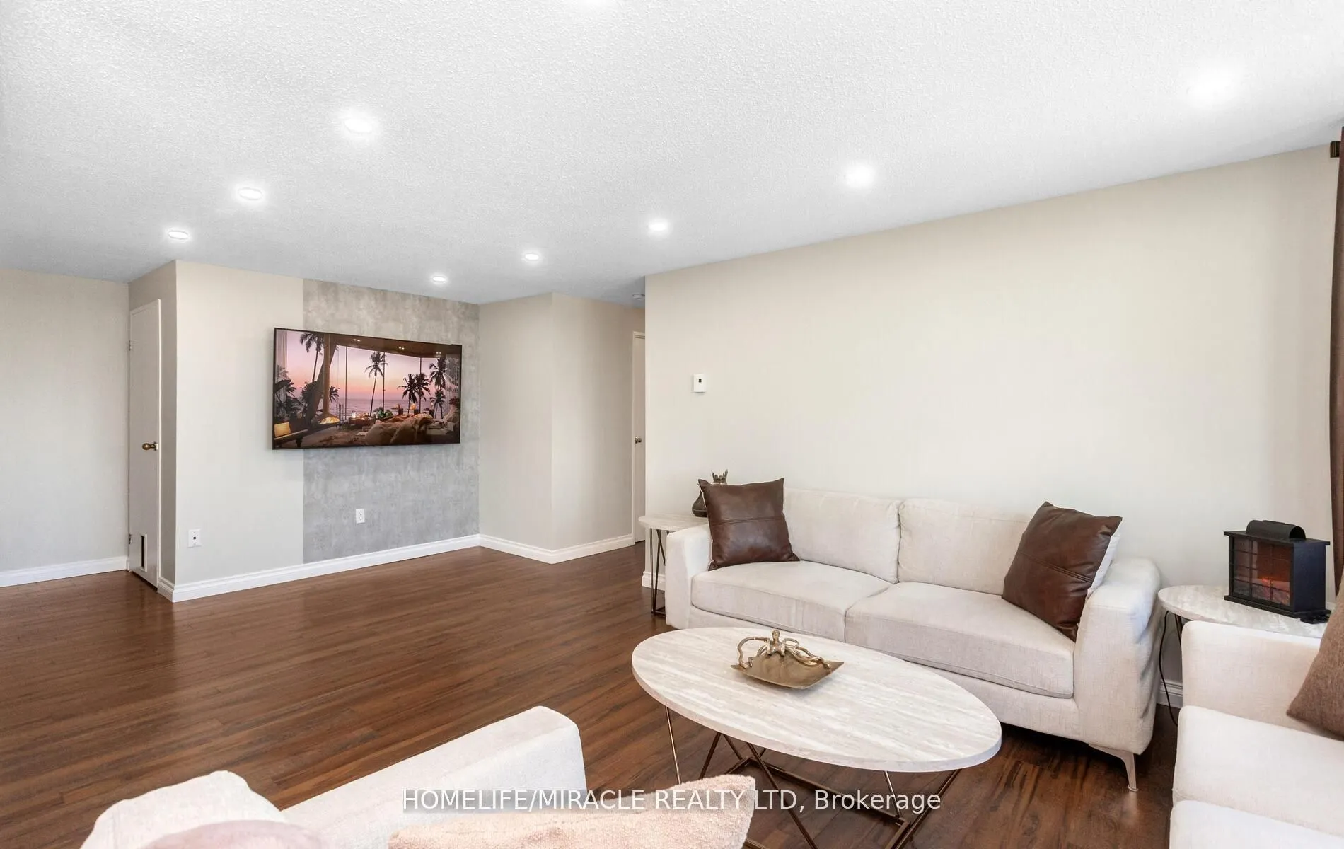 35 Green Valley Drive, #1705