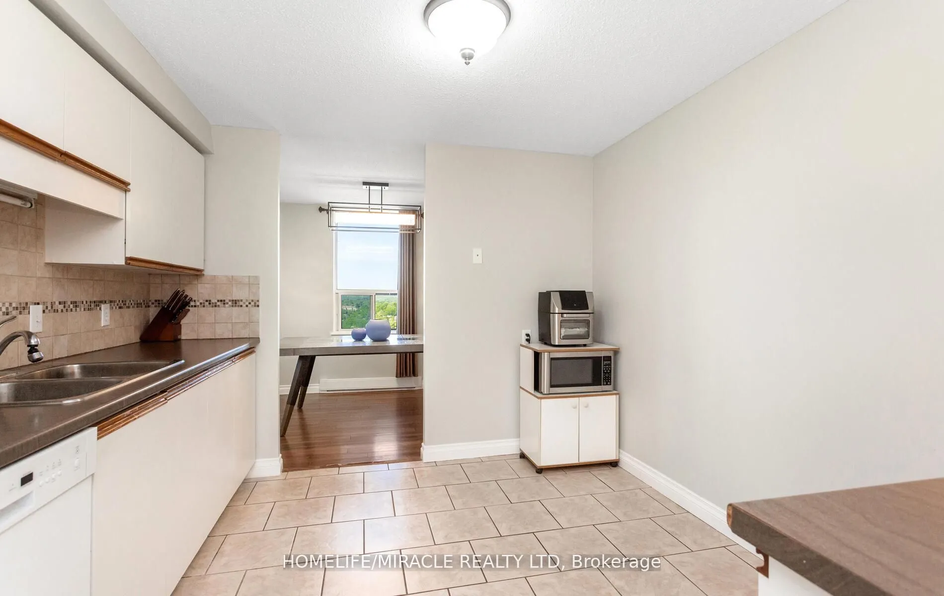 35 Green Valley Drive, #1705