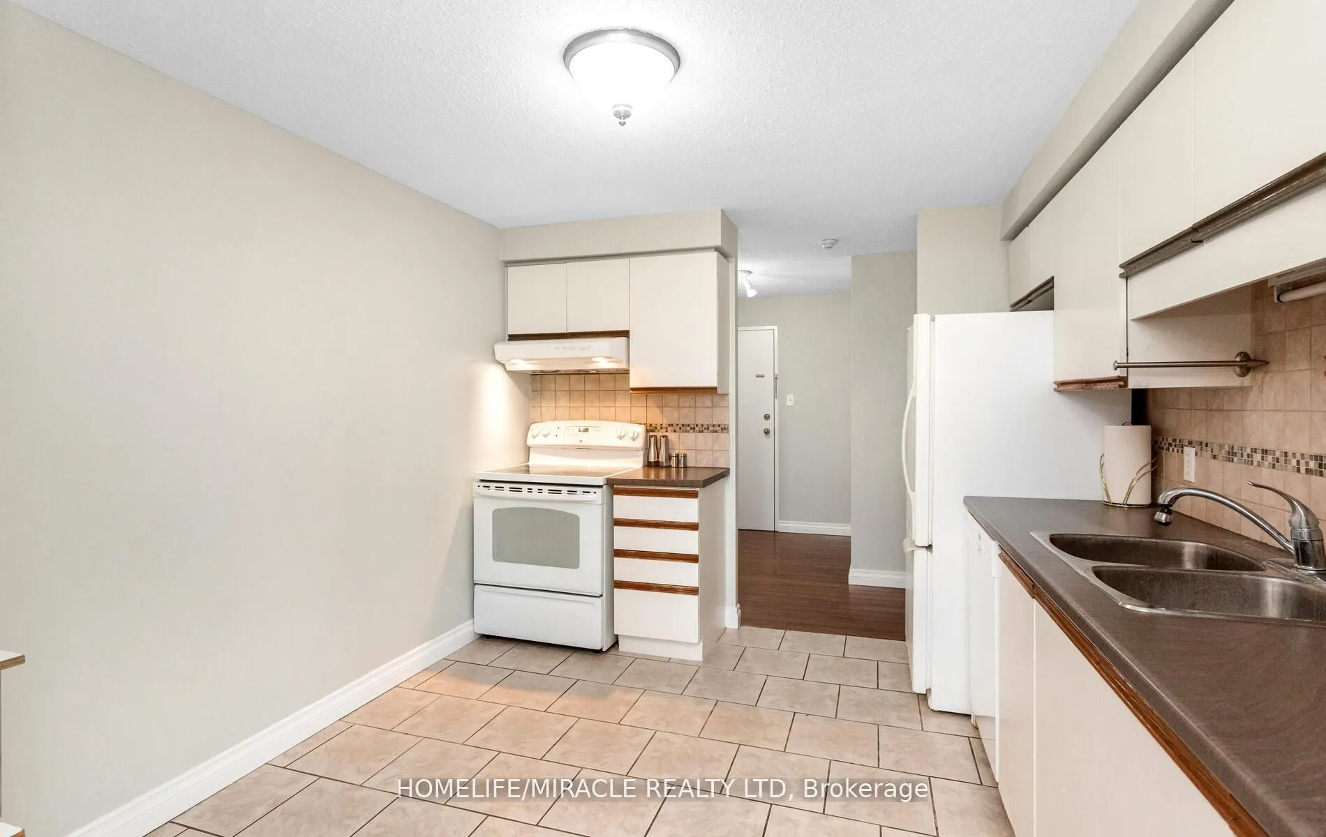 35 Green Valley Drive, #1705