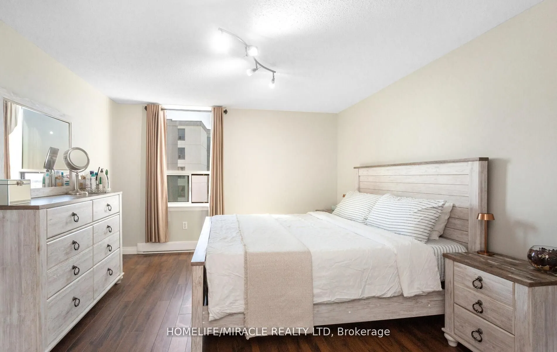 35 Green Valley Drive, #1705