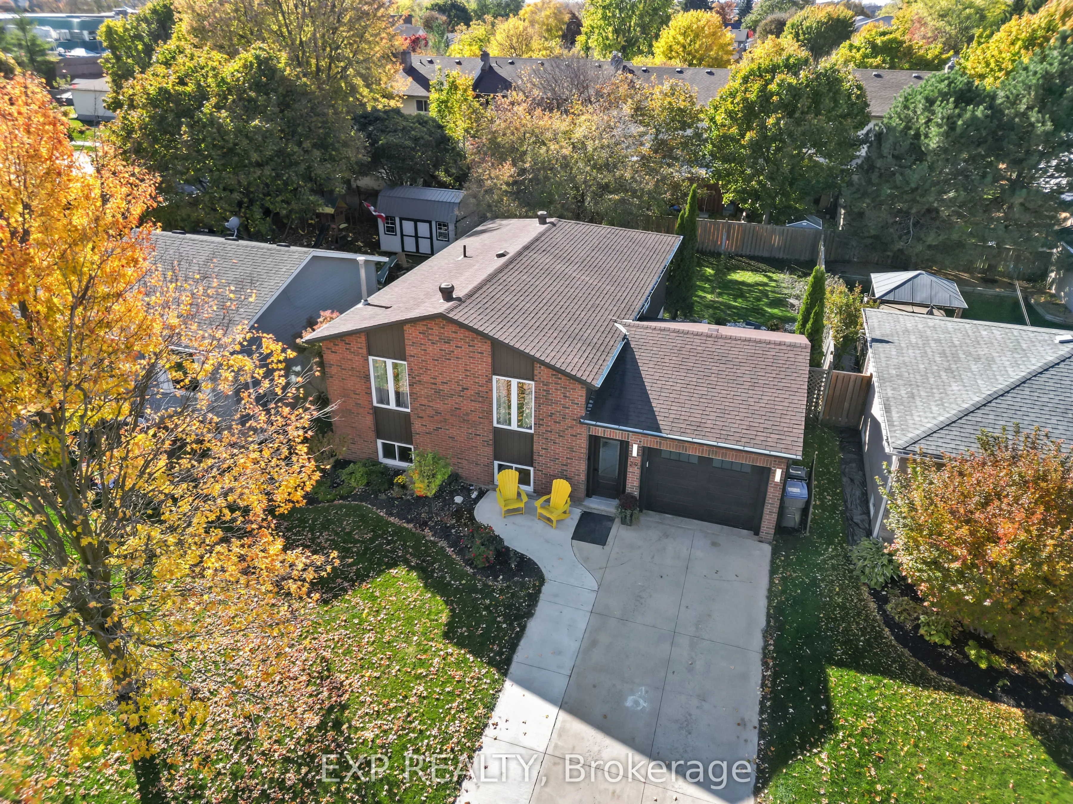 29 Dunsford Crescent