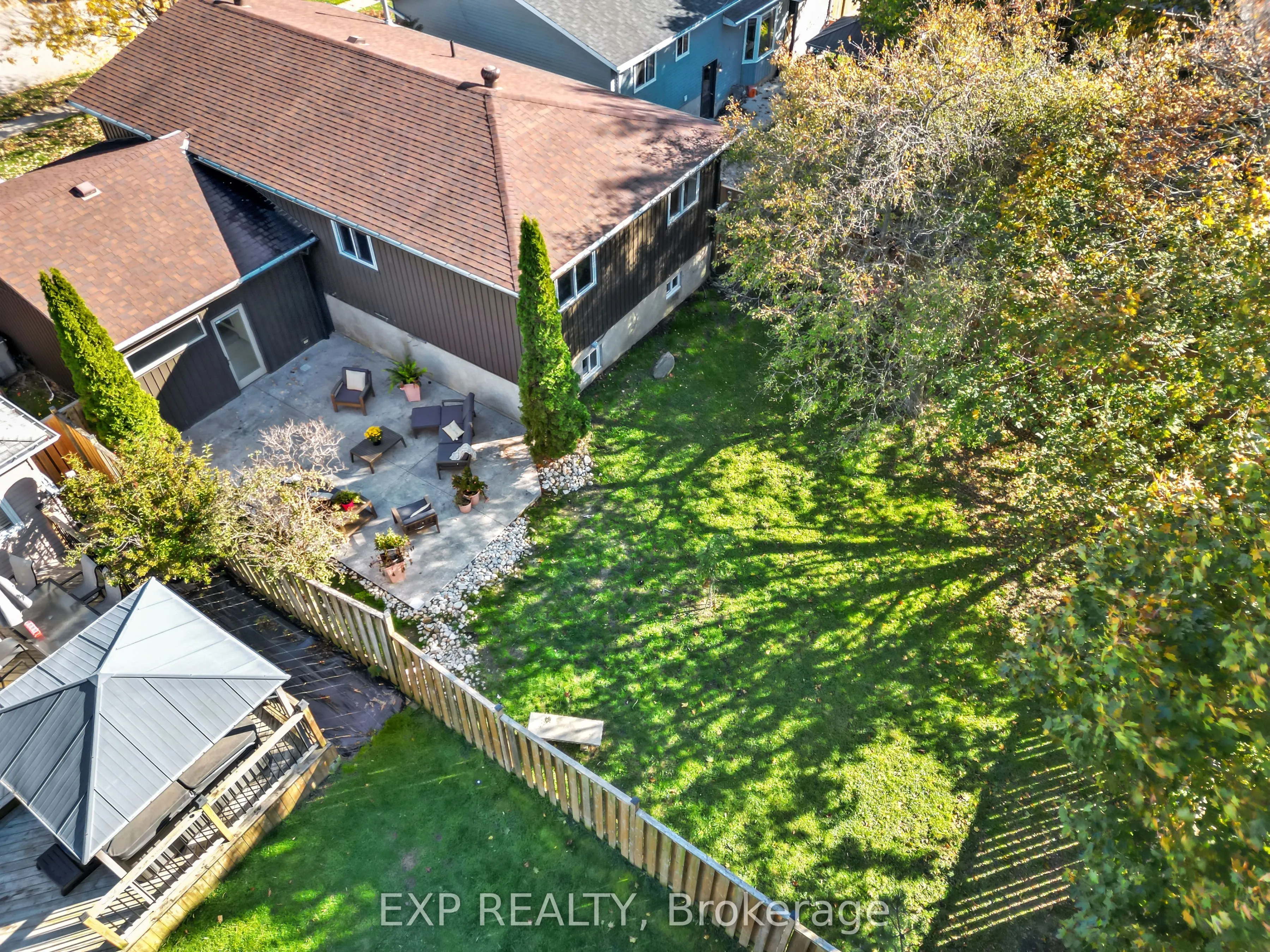 29 Dunsford Crescent