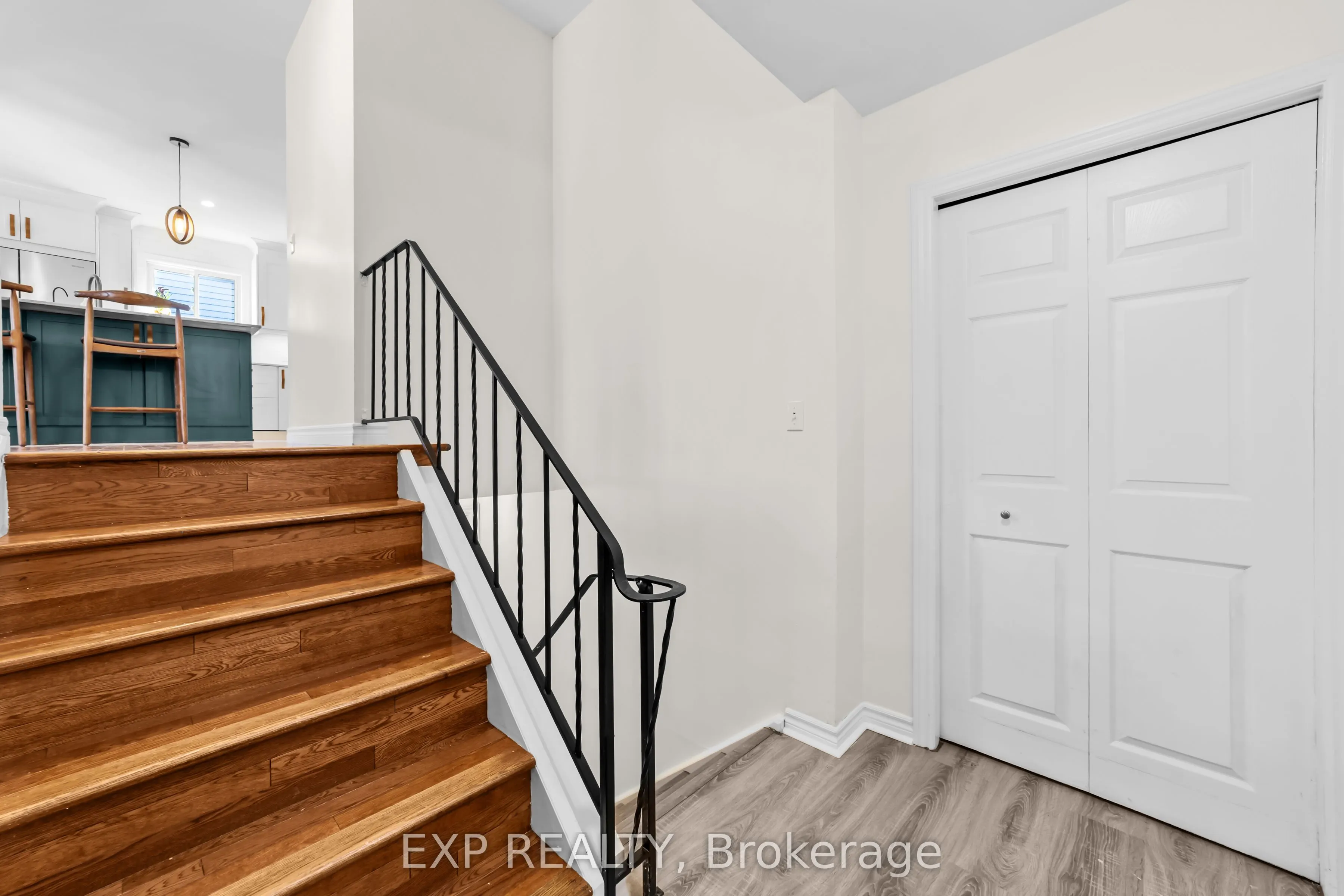 29 Dunsford Crescent