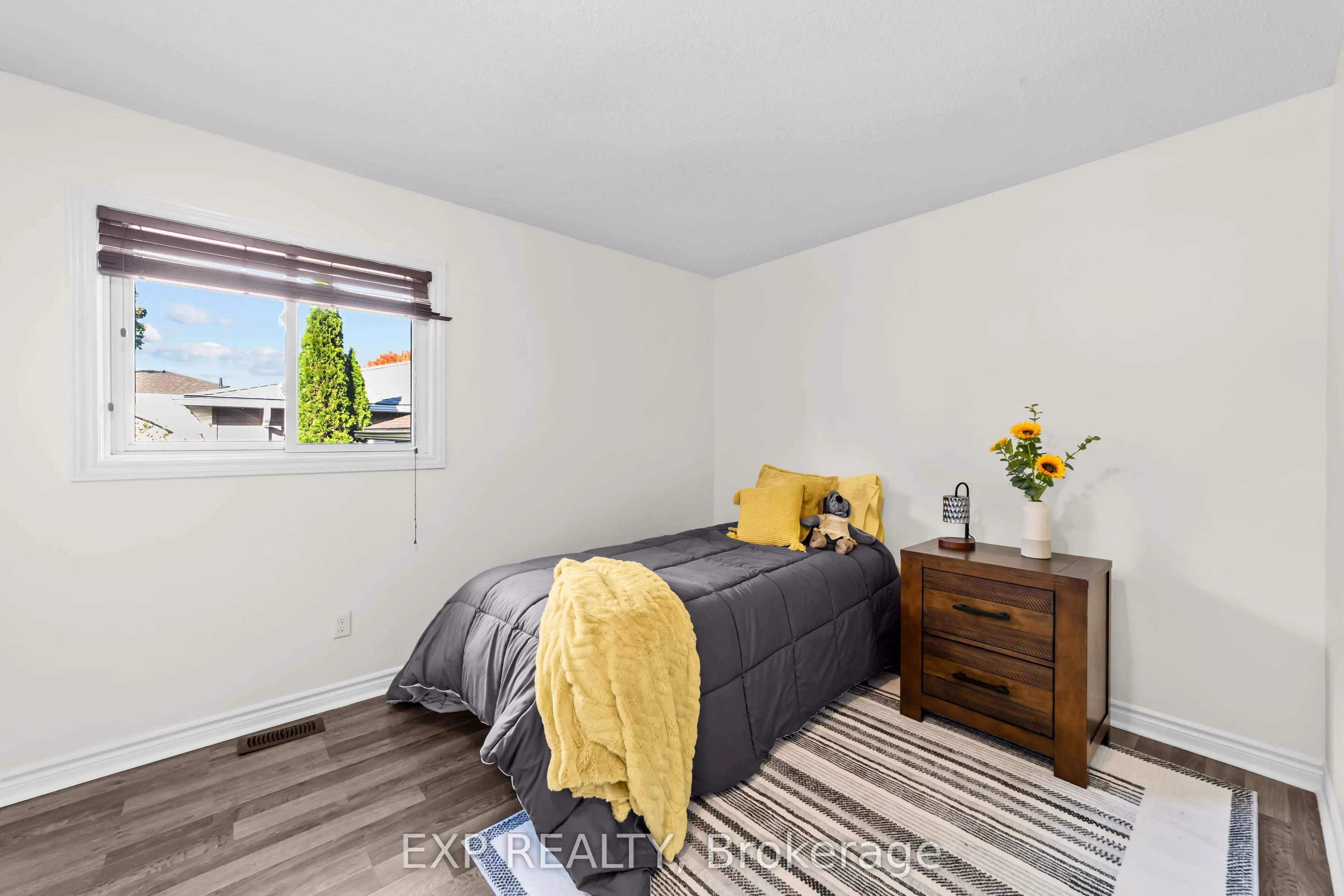 29 Dunsford Crescent