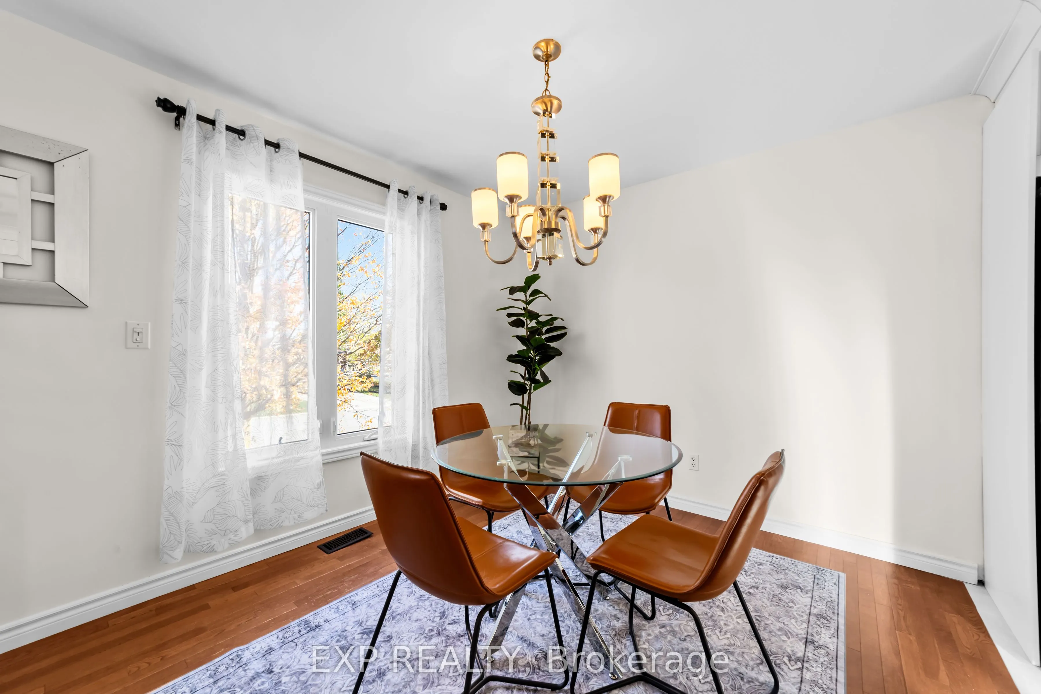 29 Dunsford Crescent