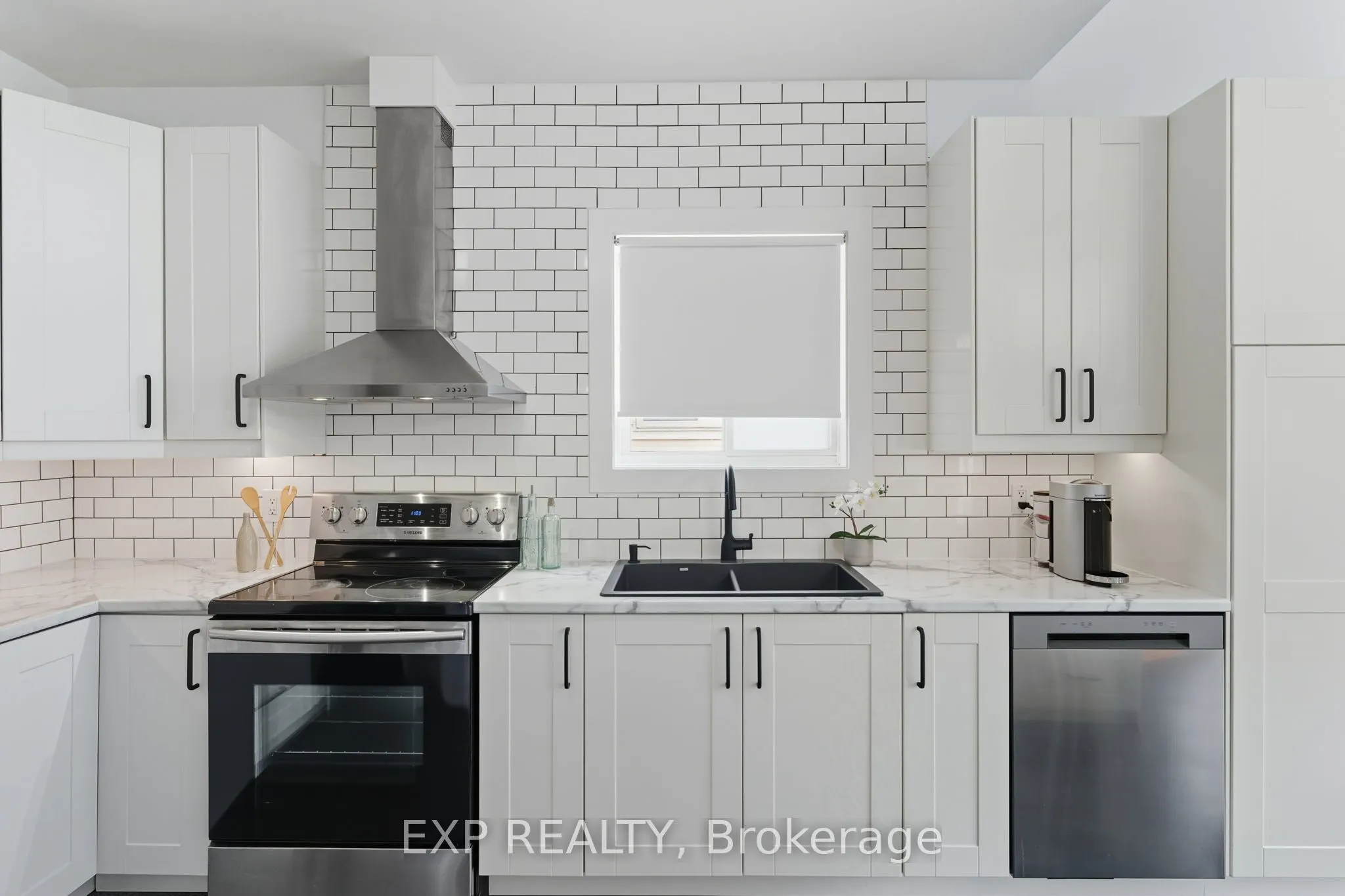 16 North Harrow Drive