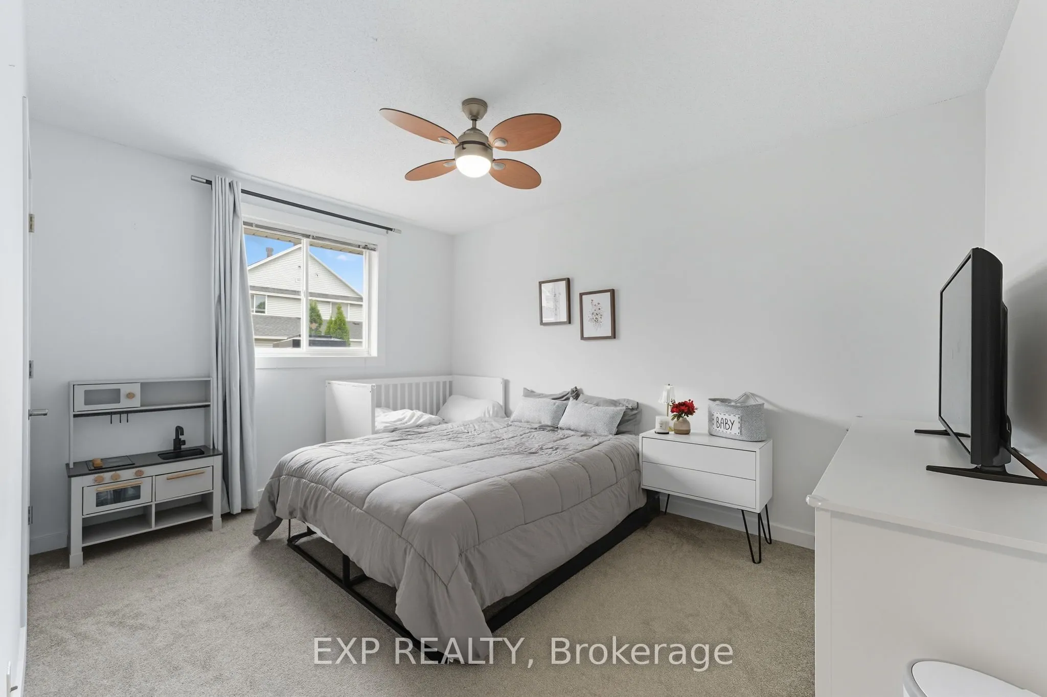 16 North Harrow Drive