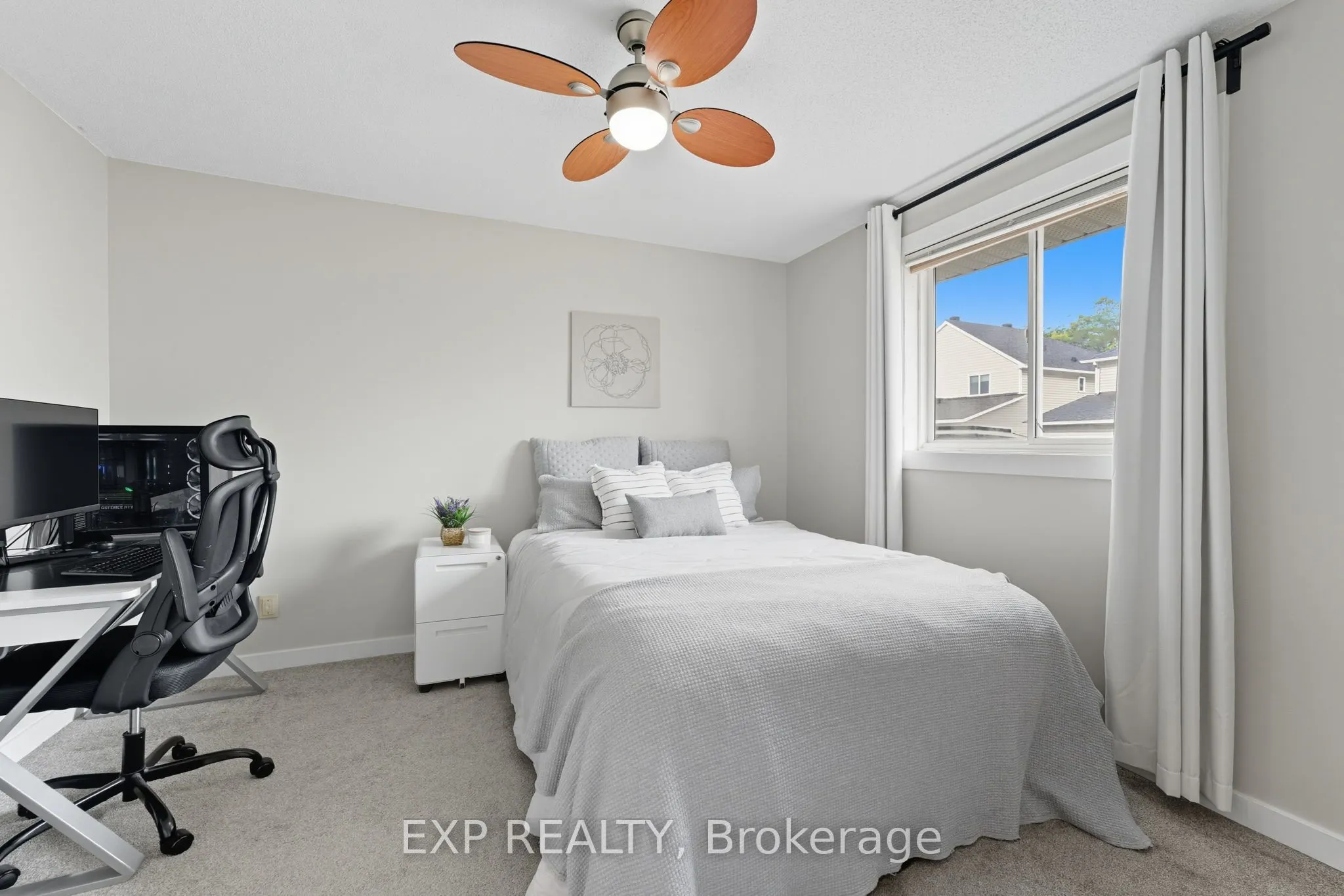 16 North Harrow Drive