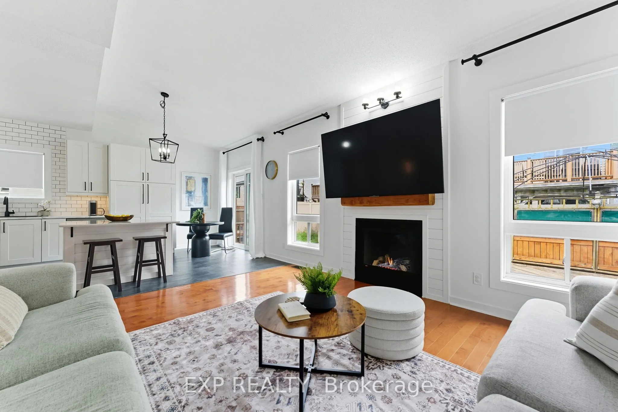 16 North Harrow Drive