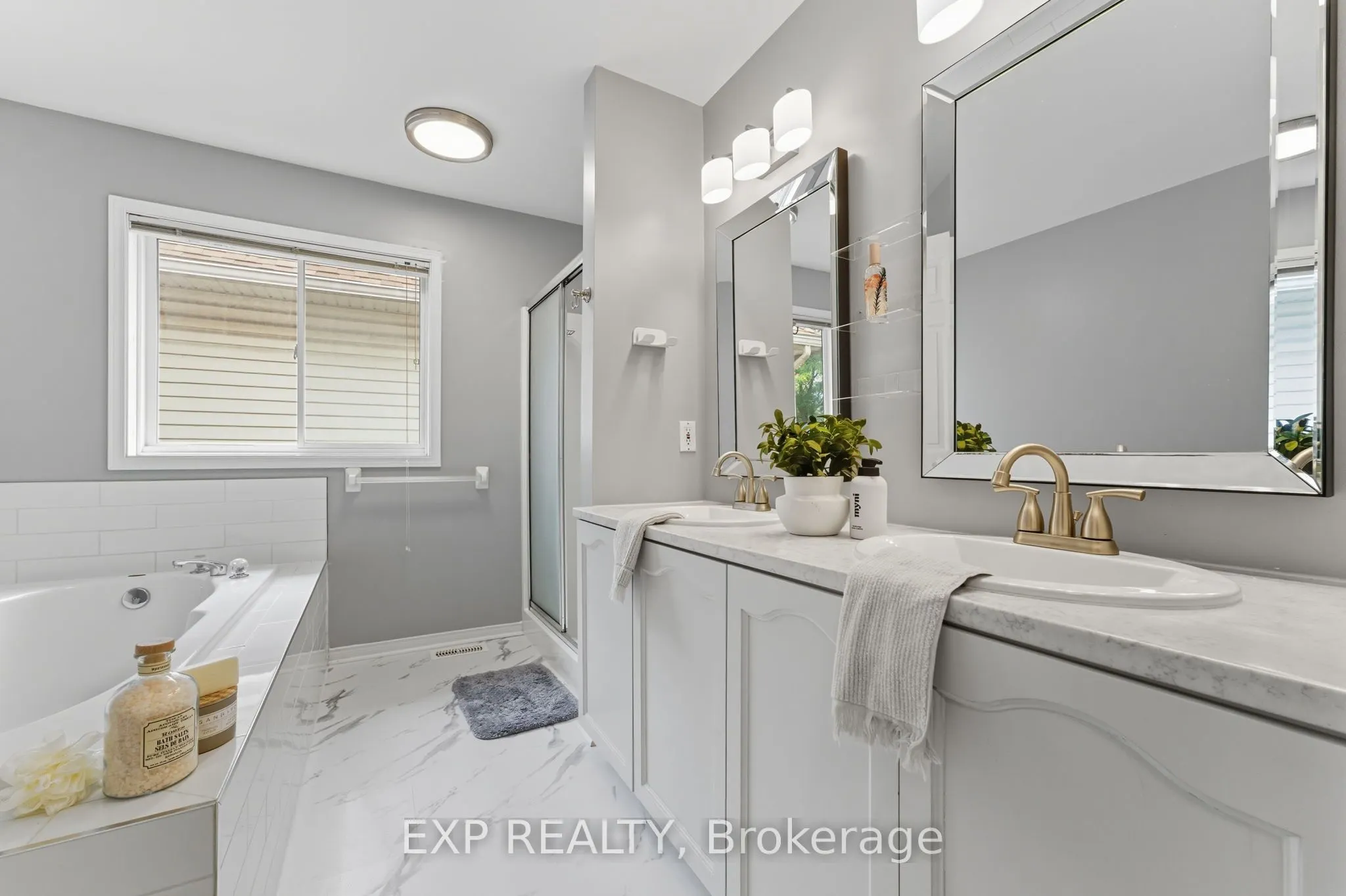 16 North Harrow Drive