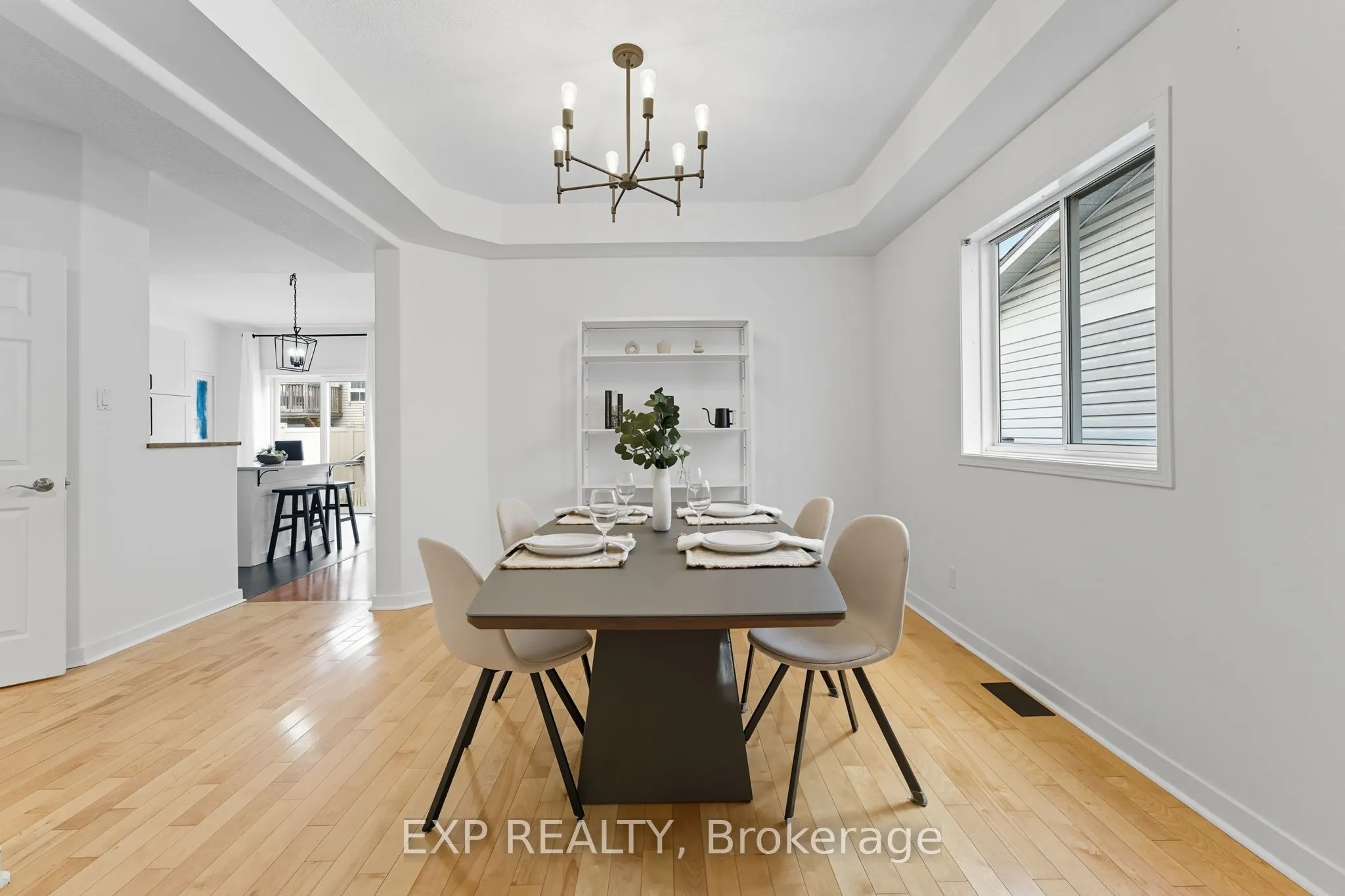 16 North Harrow Drive