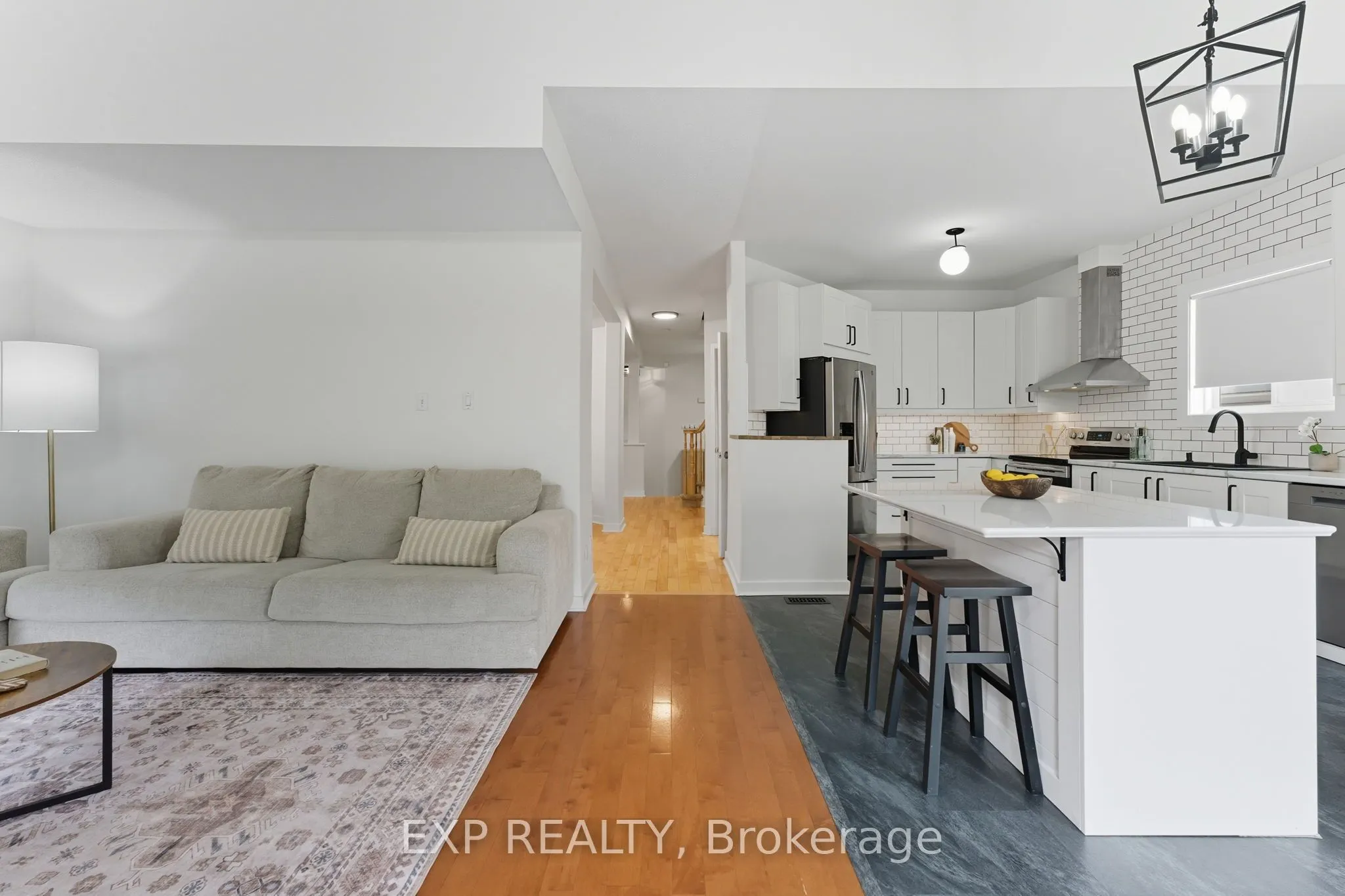 16 North Harrow Drive