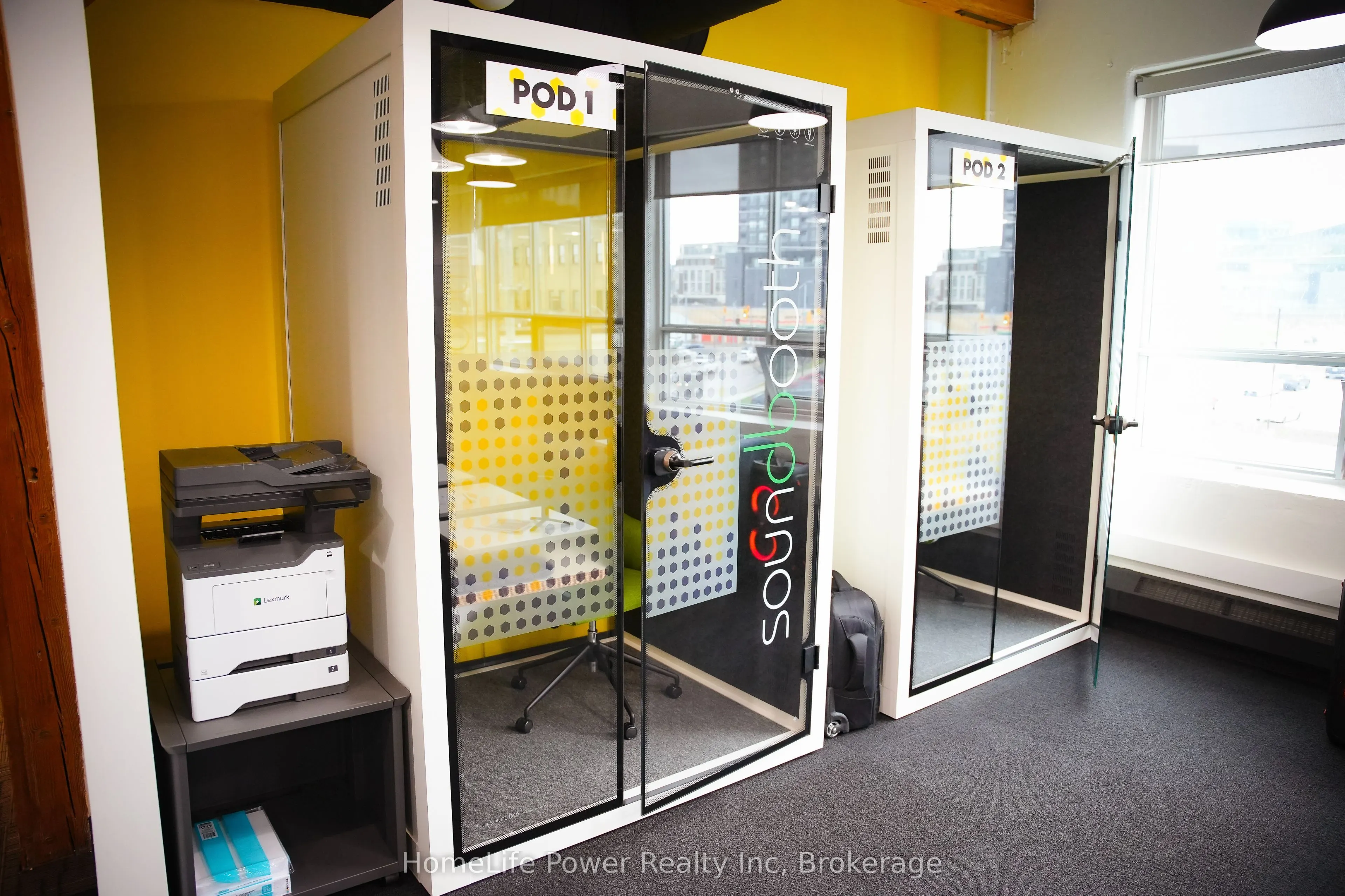 72 Victoria Street S, #300 - 23