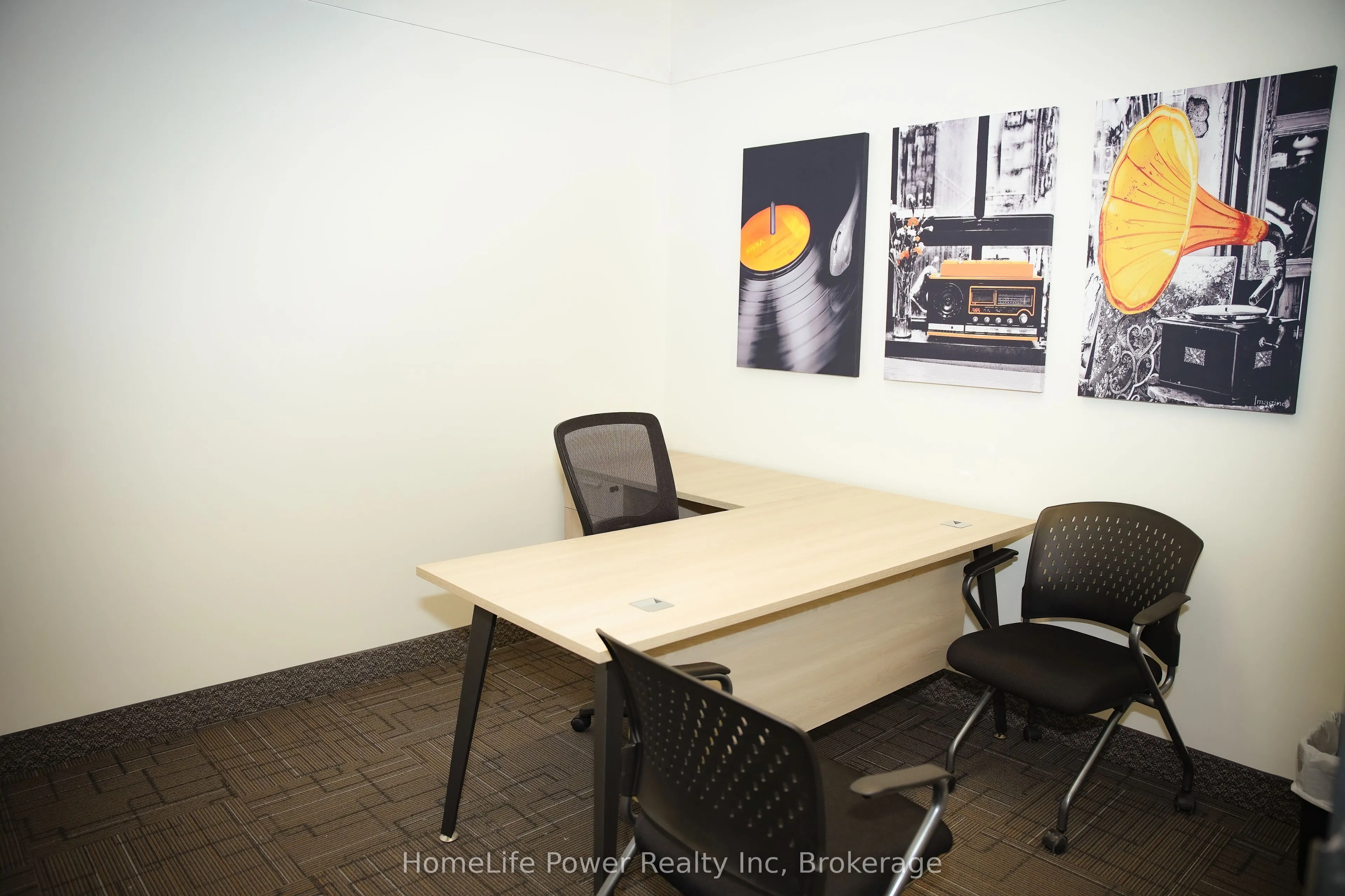 72 Victoria Street S, #300 - 23