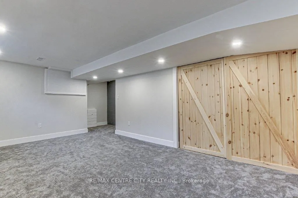 109 Balaclava Street