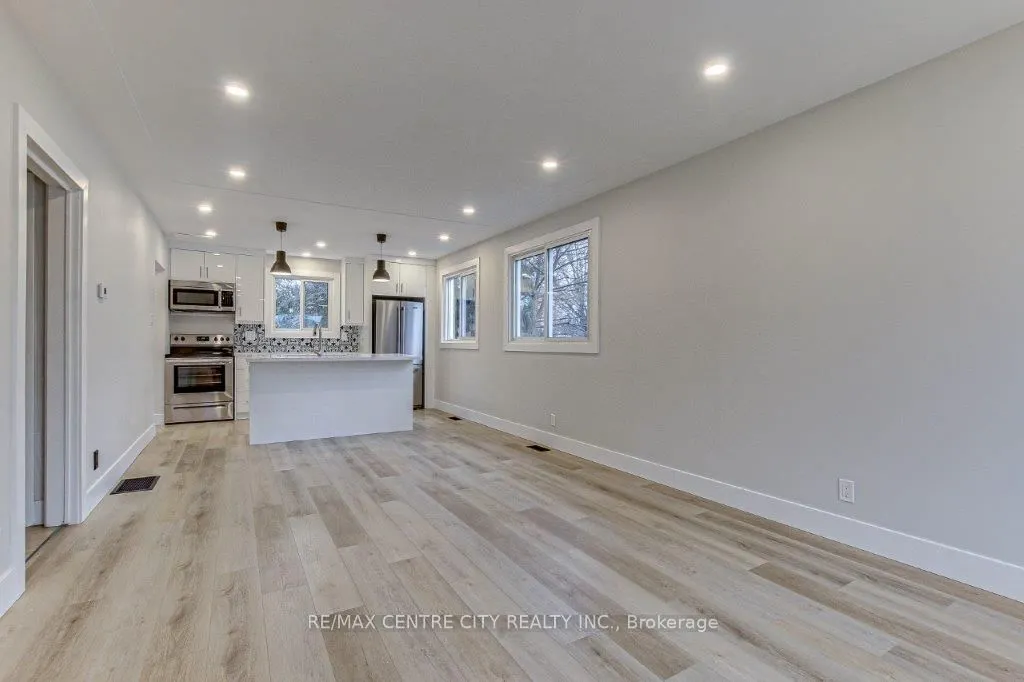 109 Balaclava Street