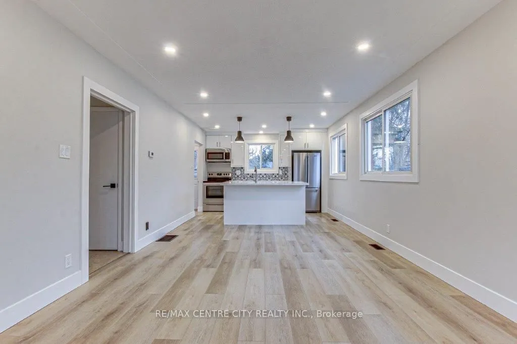 109 Balaclava Street