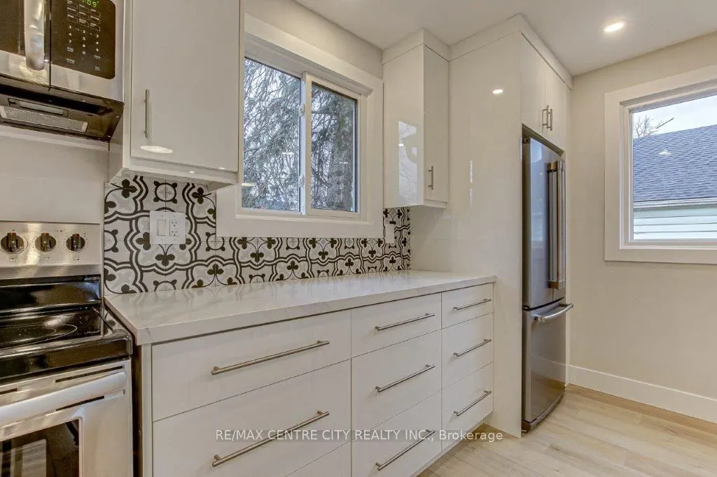 109 Balaclava Street